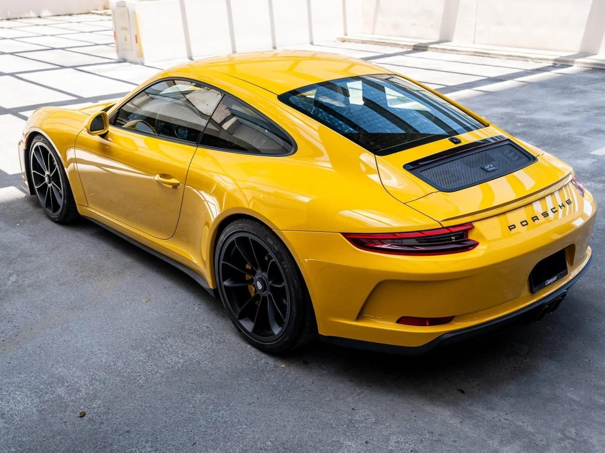 Porsche 911 GT3 Touring Coupe (2019) - Foto 2