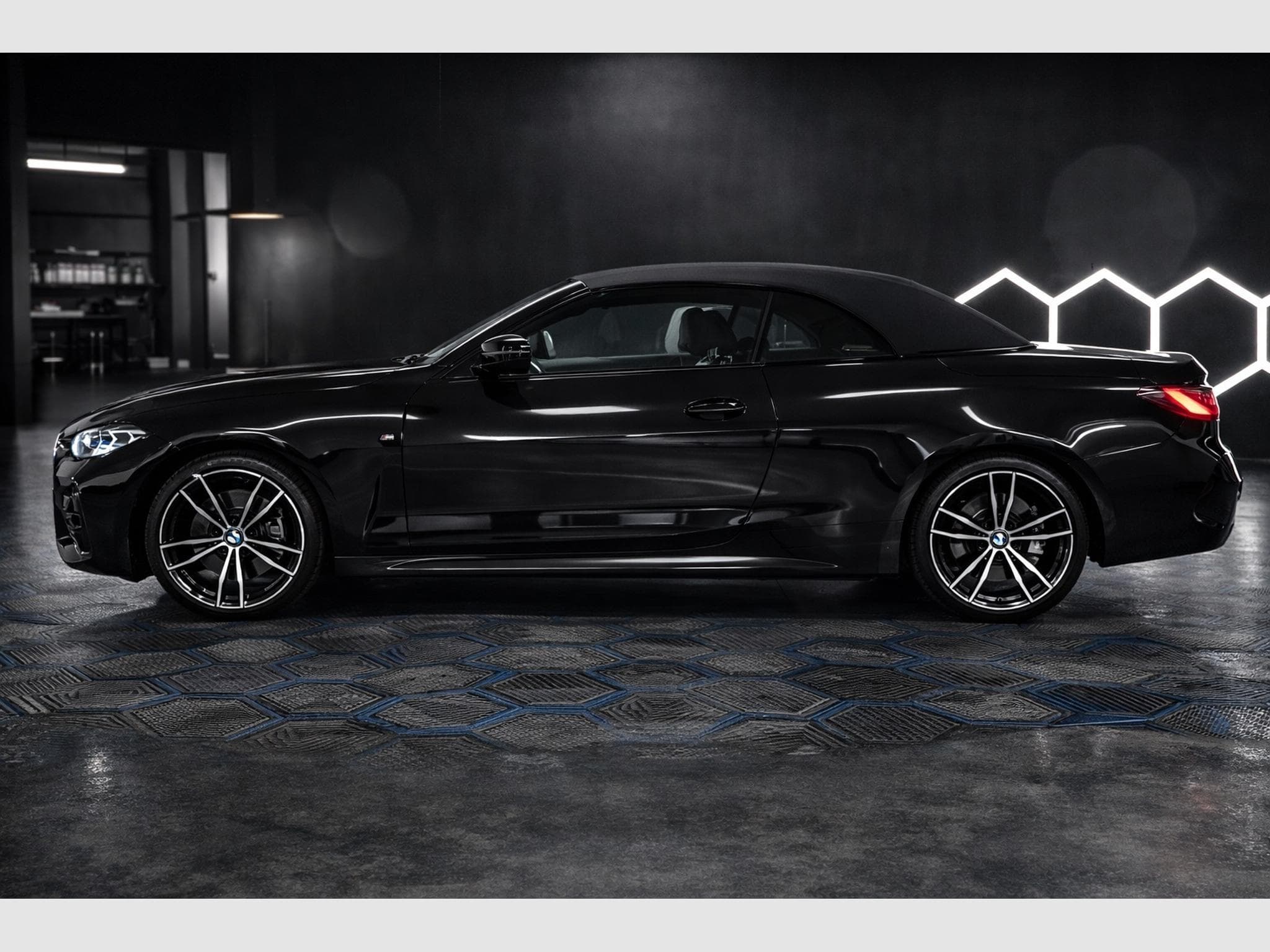 BMW 420 M sport (2023) - Foto 4