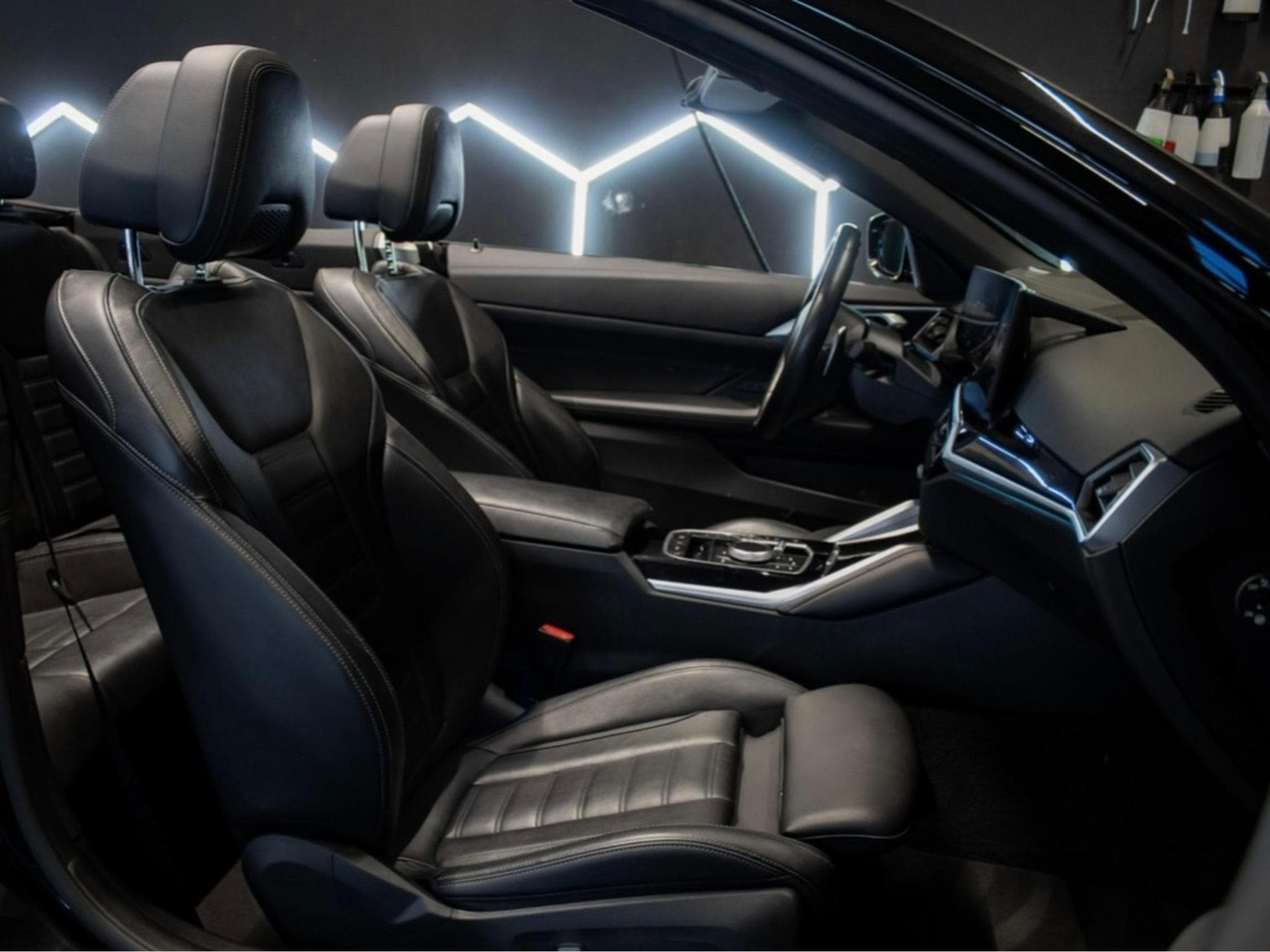 BMW 420 M sport (2023) - Foto 8