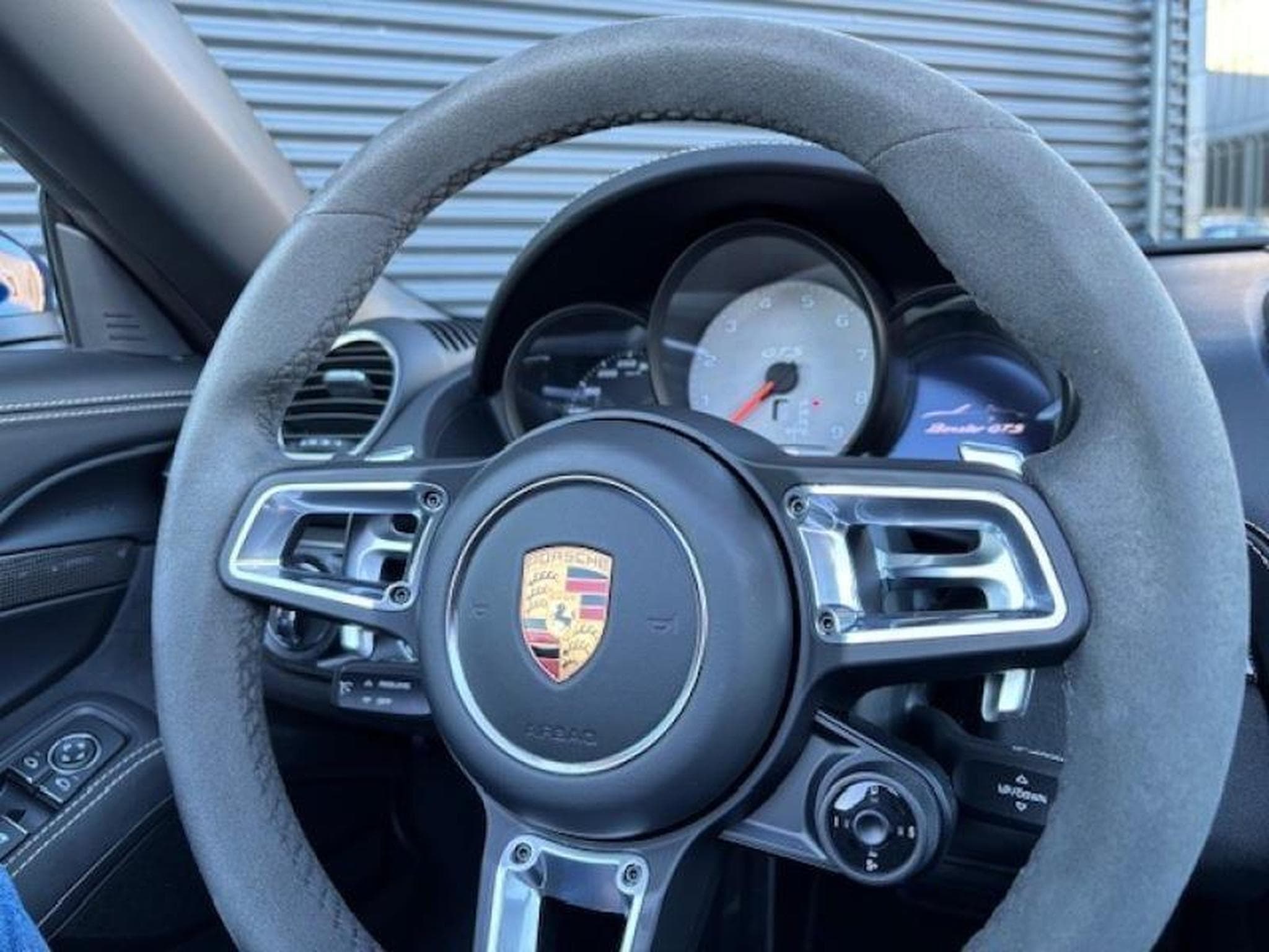 Porsche Boxster 4.0 GTS (2024) - Foto 7