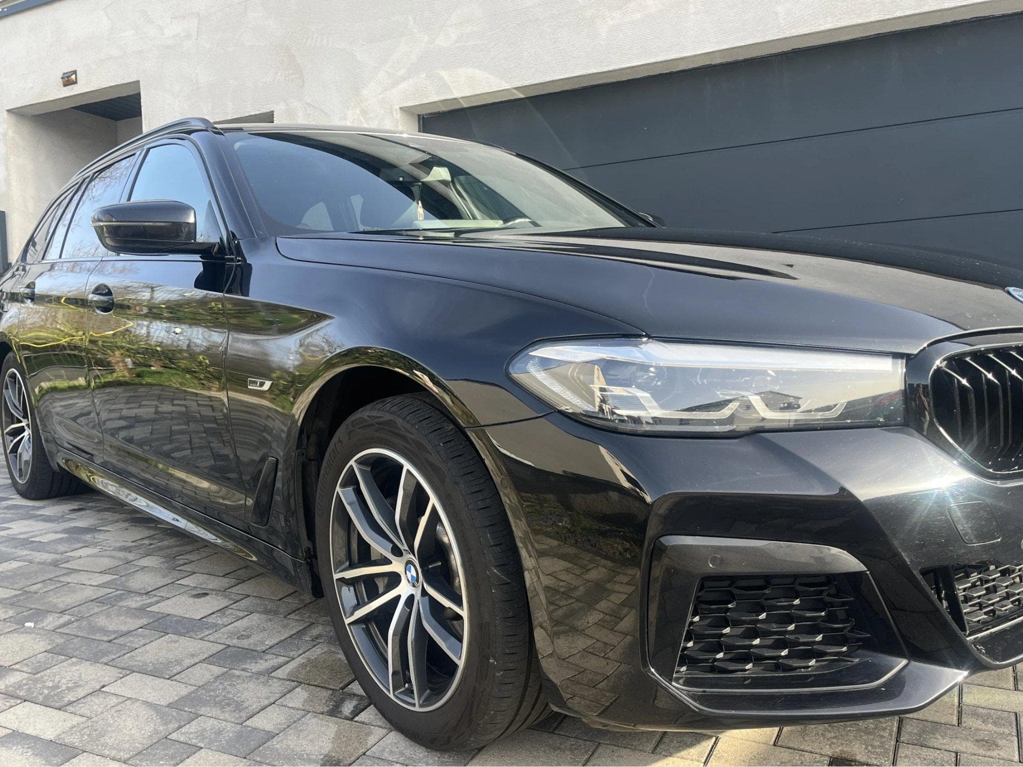 BMW 530 xDrive Touring – Kit M Sport (2022) - Foto 4