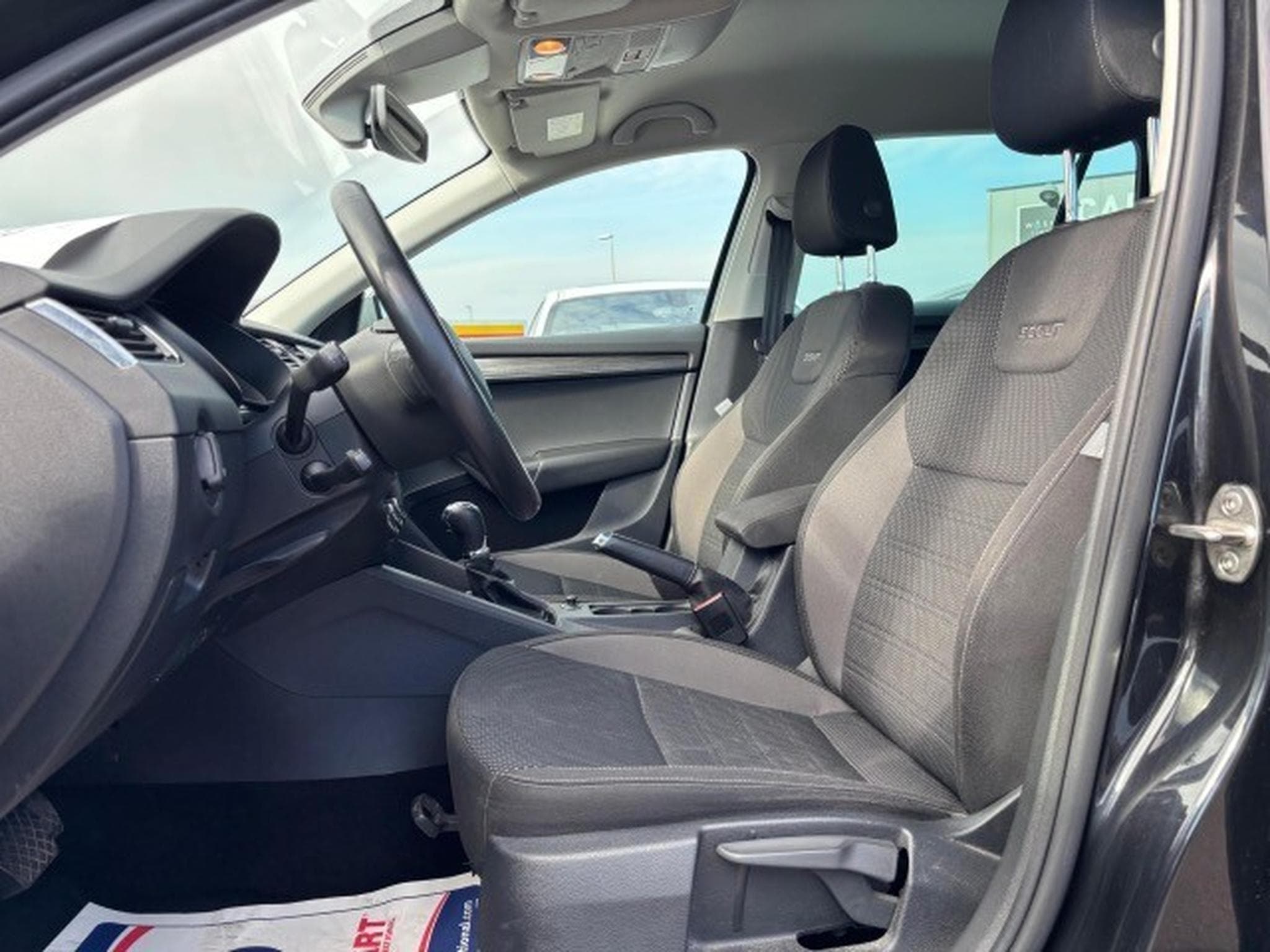 Skoda Octavia Scout 4x4 (2019) - Photo 11