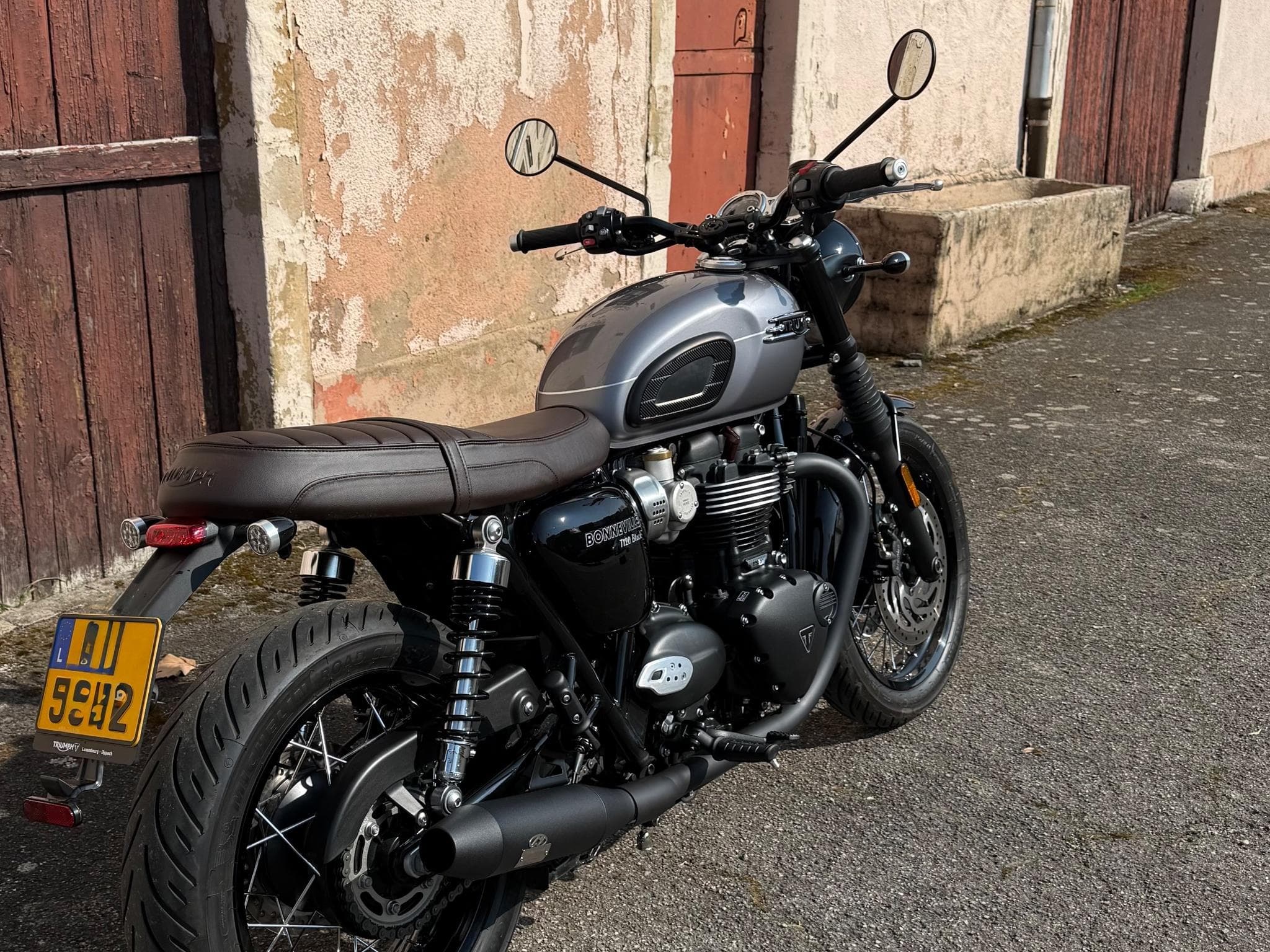 Triumph Bonneville T 120 (2024) - Photo 2