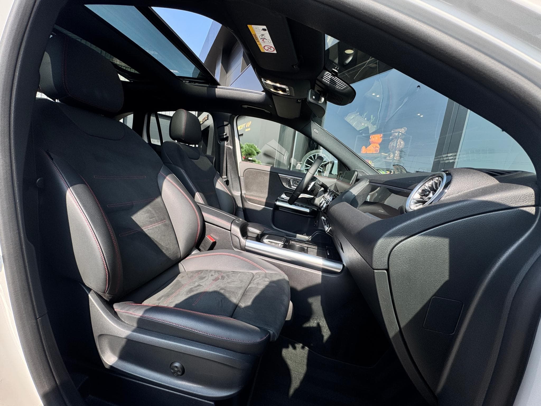 Mercedes GLA 250 4MATIC AMG LINE 2.0L 224CV (2023) - Foto 7