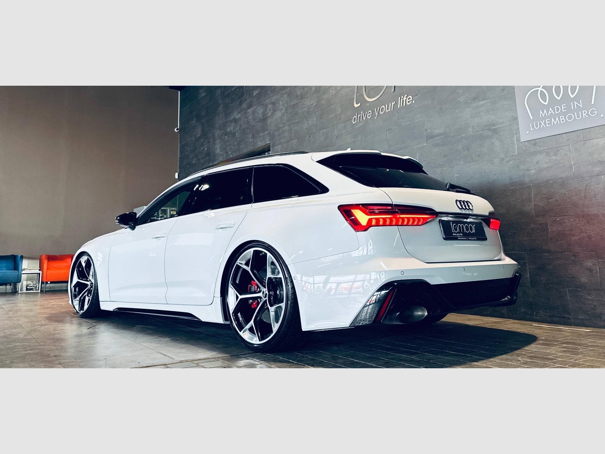 Audi RS6 RS6 AVANT PERFORMANCE QUATTRO TIPTRONIC (2024) - Foto 4