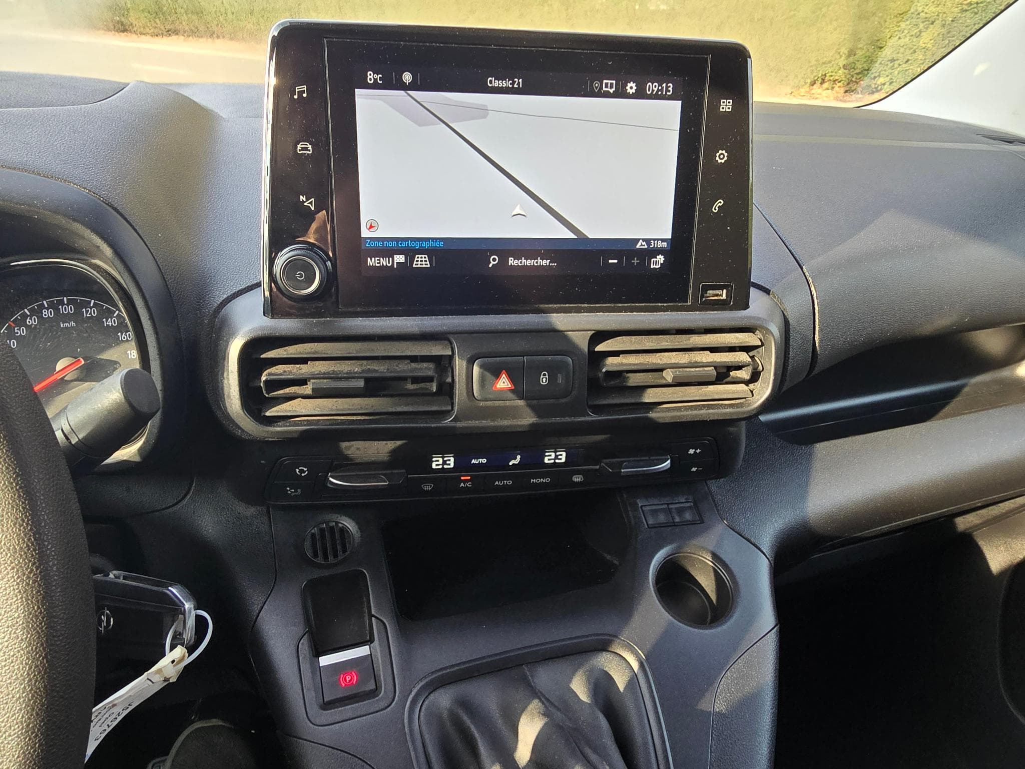 Peugeot Partner hdi 102 cv 2020 66000 kms L2 opts 3 places 11290 HTVA (2020) - Foto 11