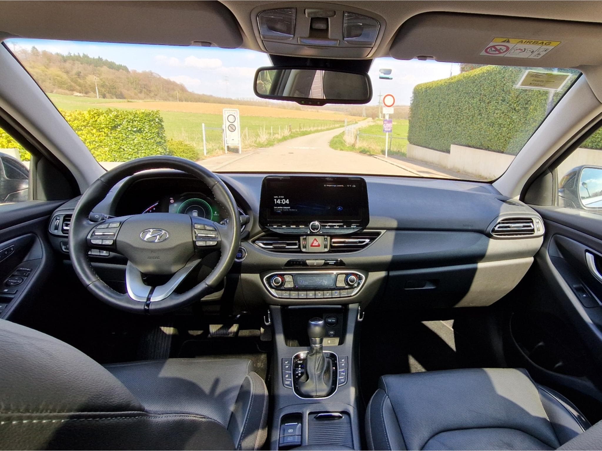 Hyundai i30 SW Hybride (2023) - Photo 5