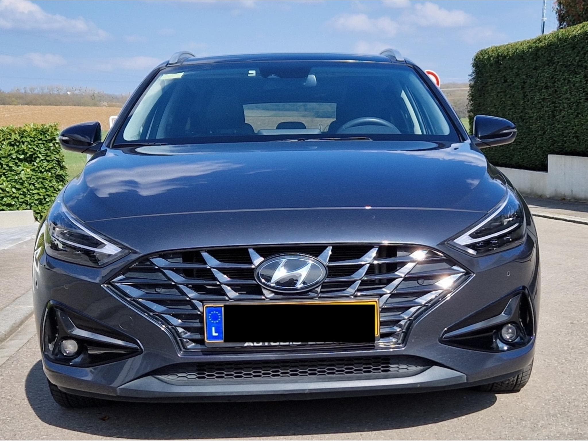 Hyundai i30 SW Hybride (2023) - Photo 4
