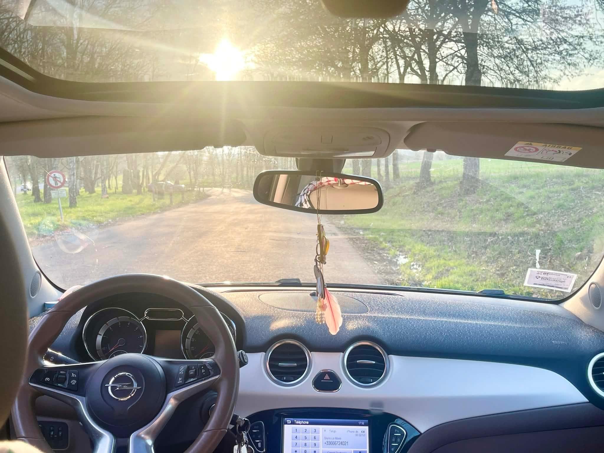 Opel Adam 1.2 panorama ful option (2013) - Photo 1