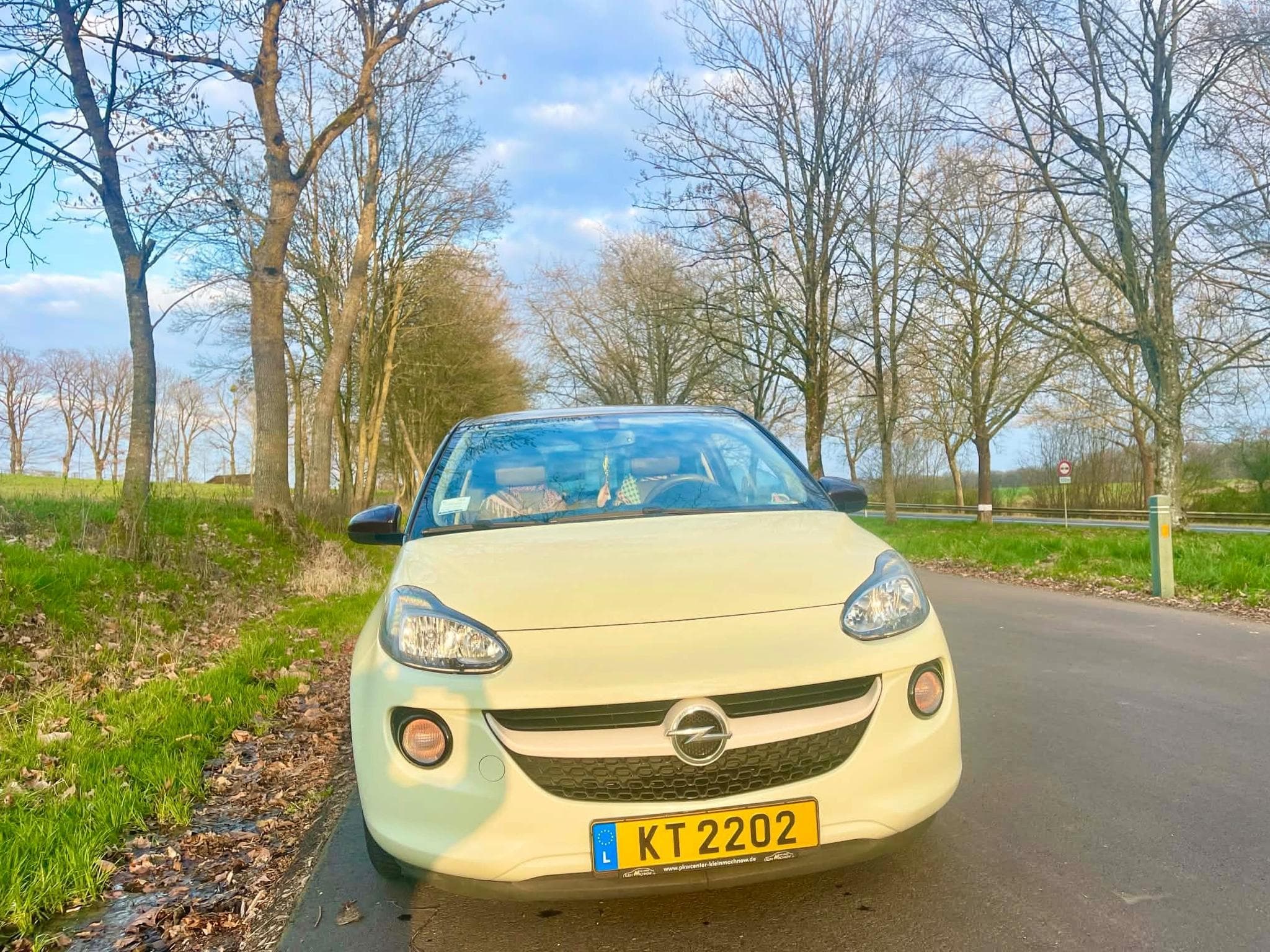 Opel Adam 1.2 panorama ful option (2013) - Photo 2