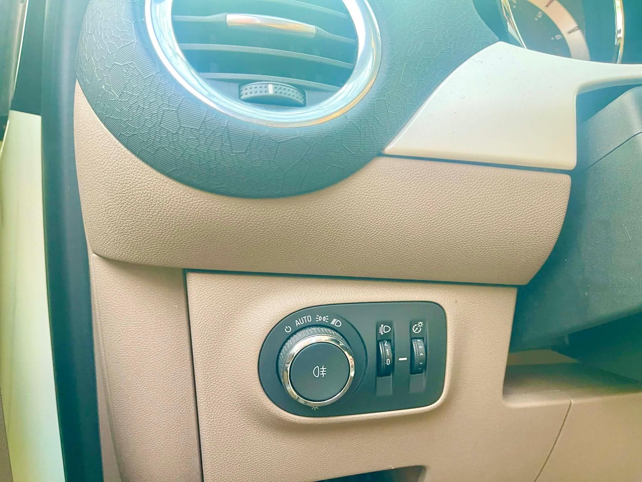 Opel Adam 1.2 panorama ful option (2013) - Photo 8