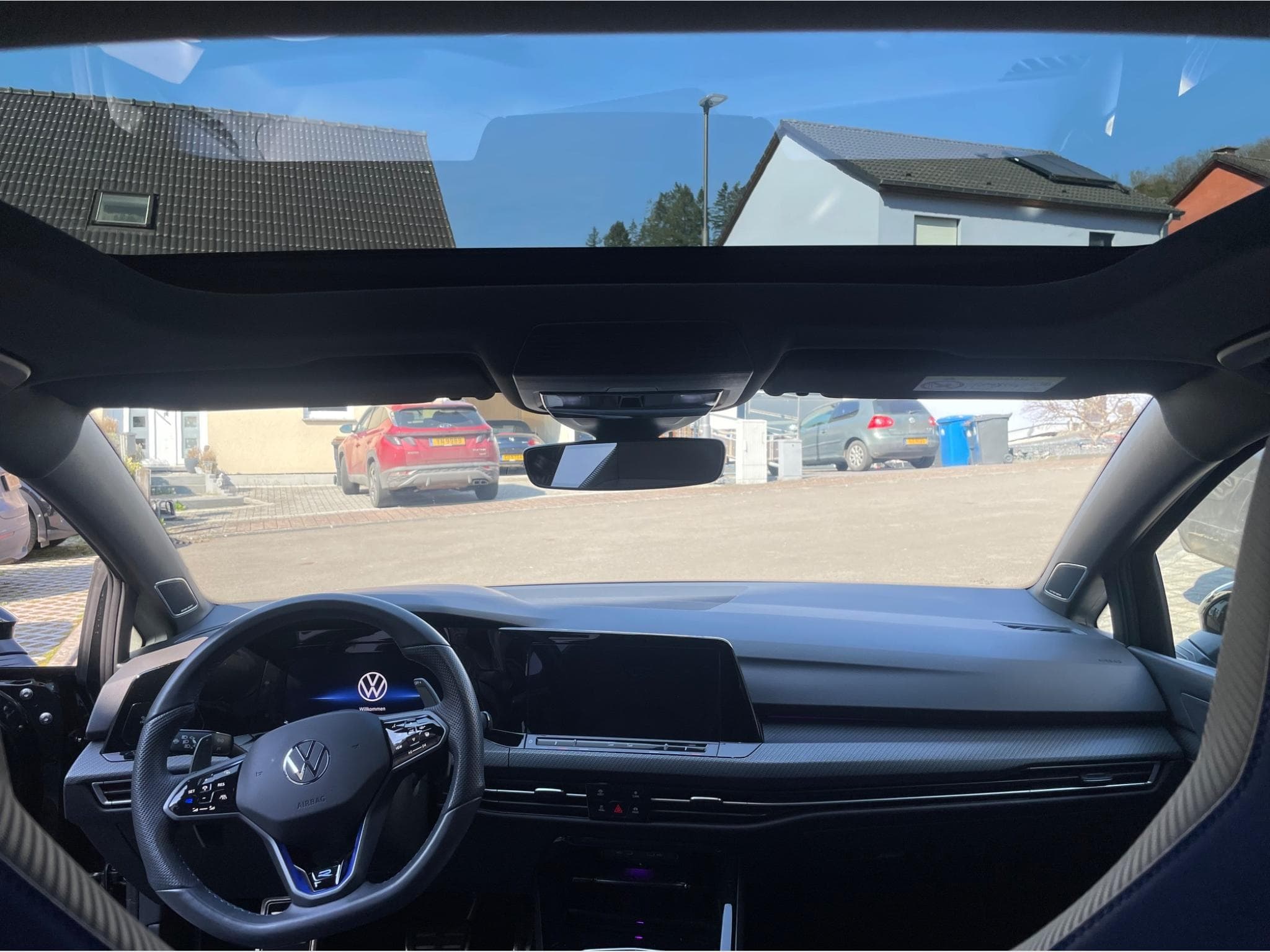 VW Golf R (2024) - Foto 9