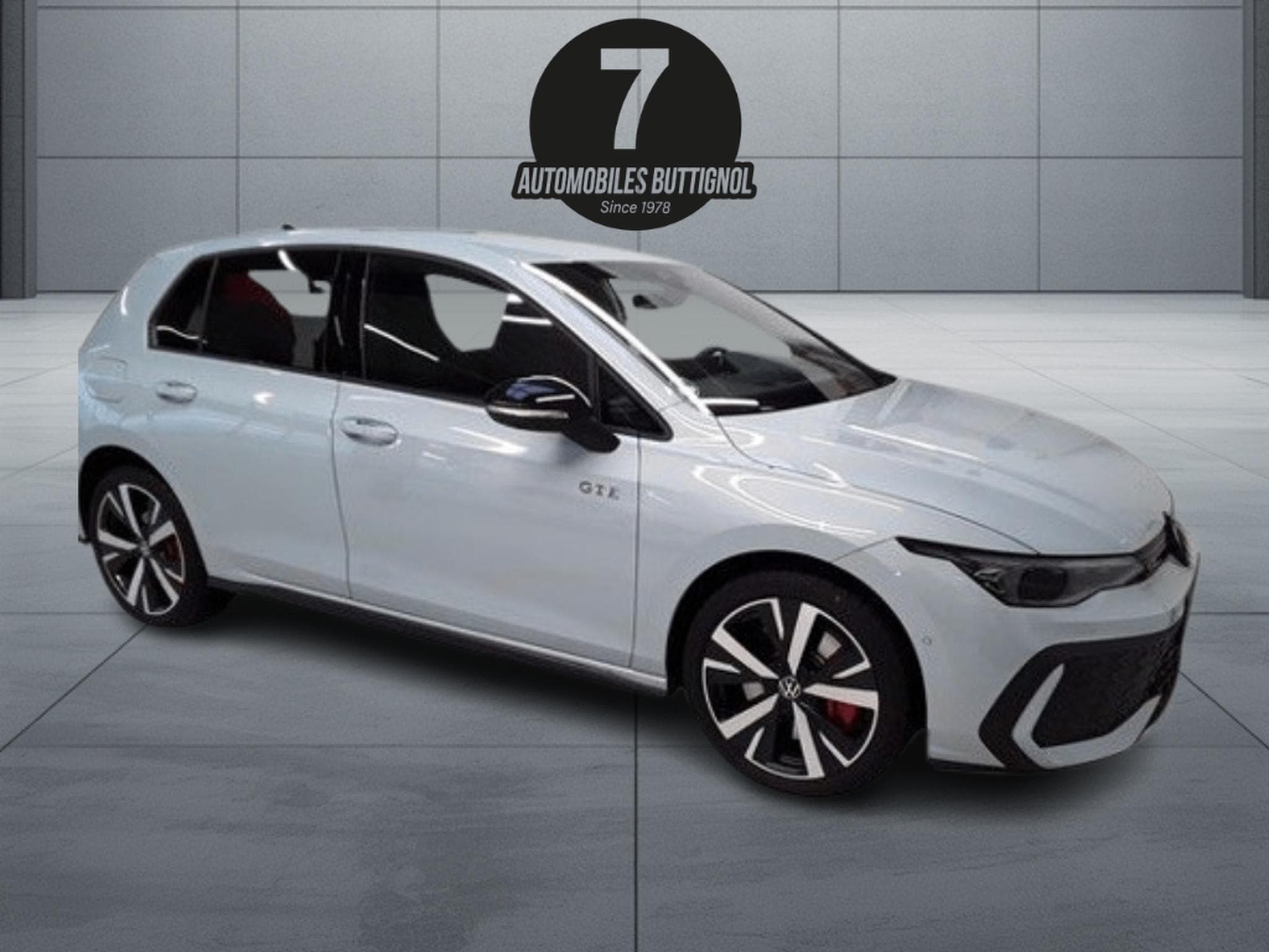 VW Golf Golf GTE electric/TSI eHybrid 271 CV DSG6 140KM  fully loade (2025) - Foto 2