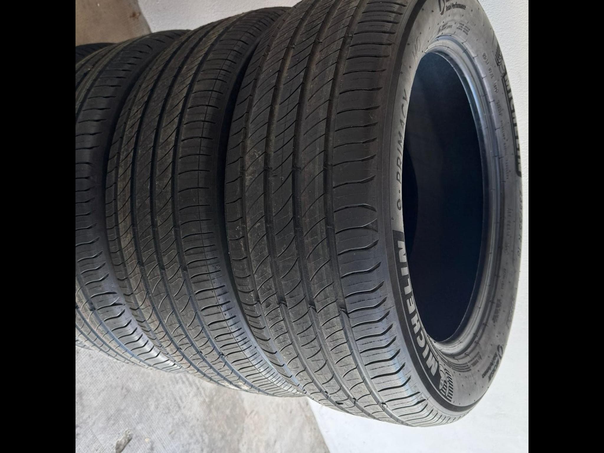 pneus – 18 - Foto 1