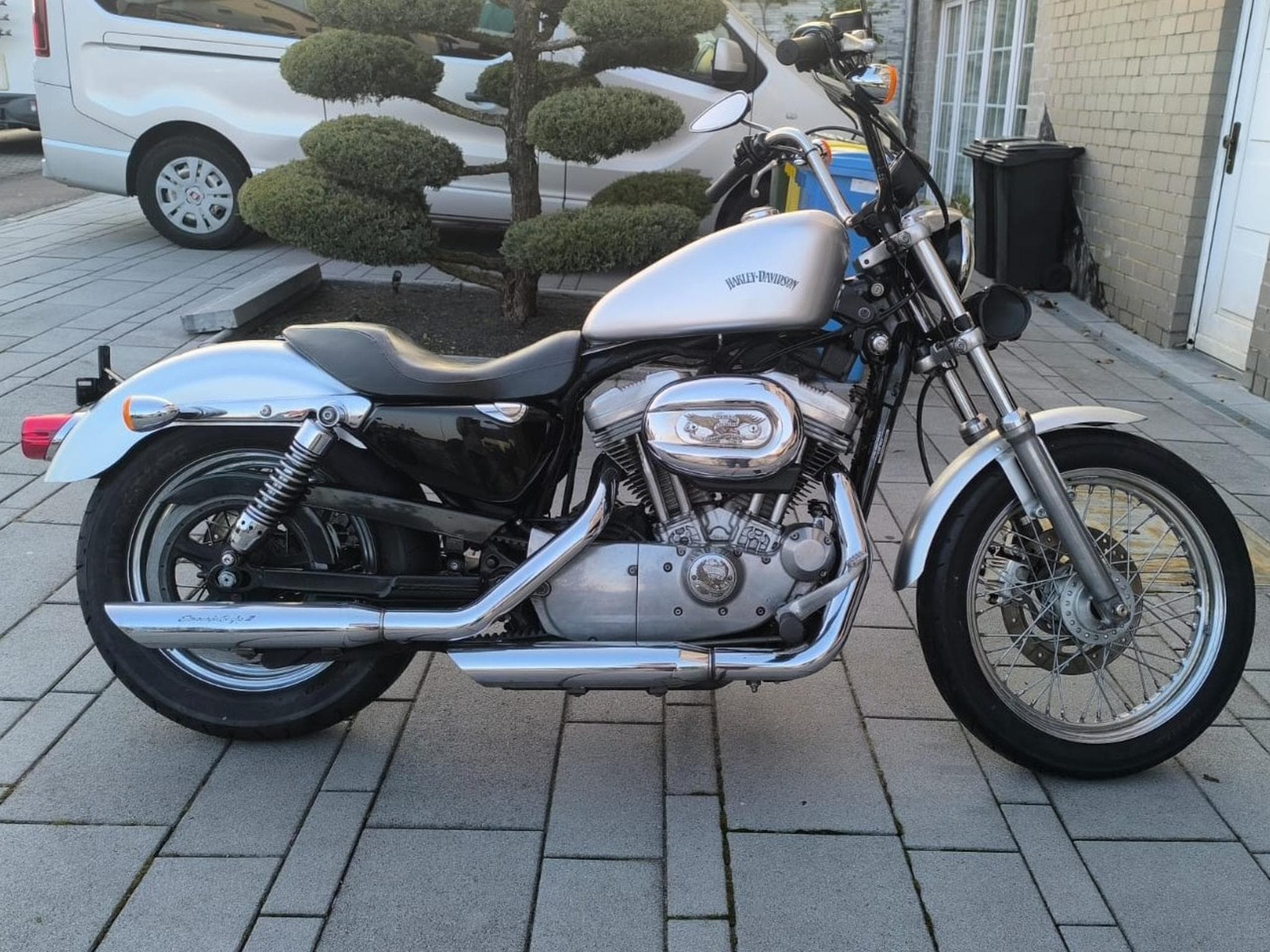 Harley-Davidson XL 883 Sportster XL 883 (2005) - Photo 1