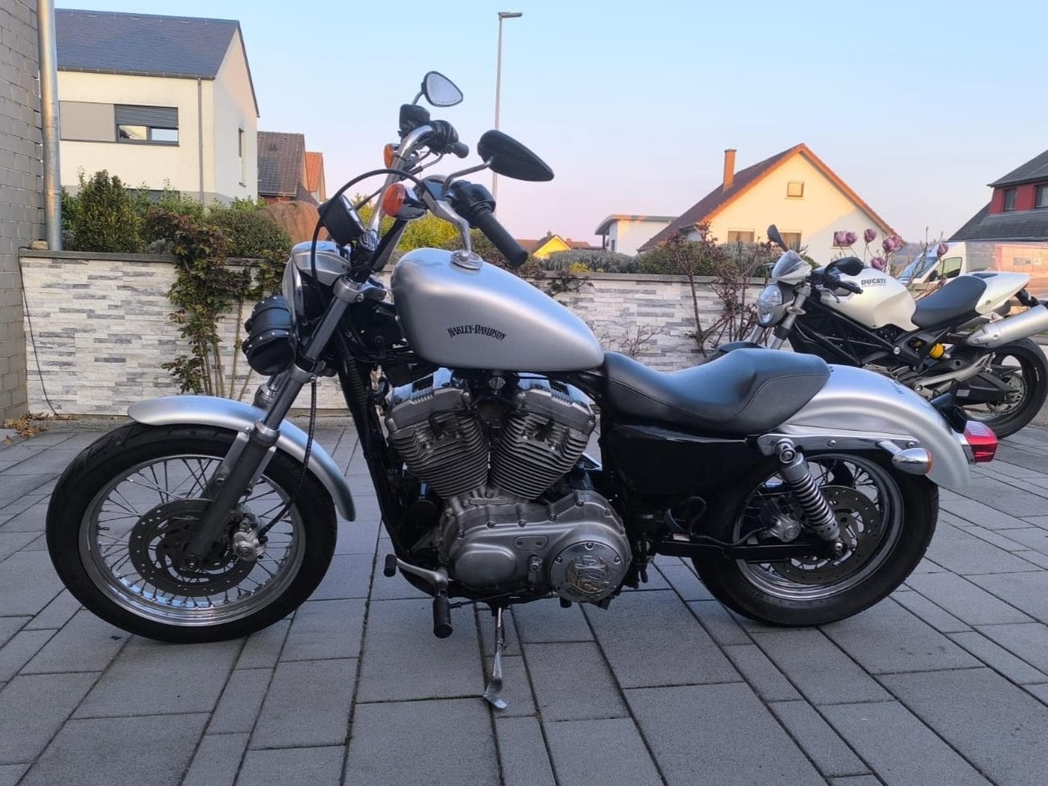 Harley-Davidson XL 883 Sportster XL 883 (2005) - Photo 2