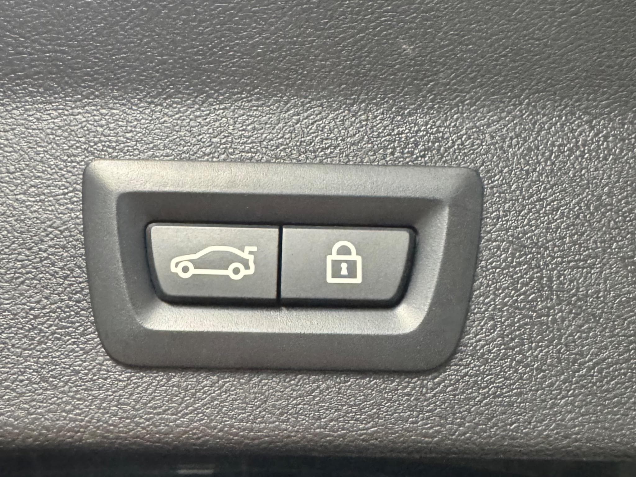 BMW X3 M40d (2023) - Foto 10