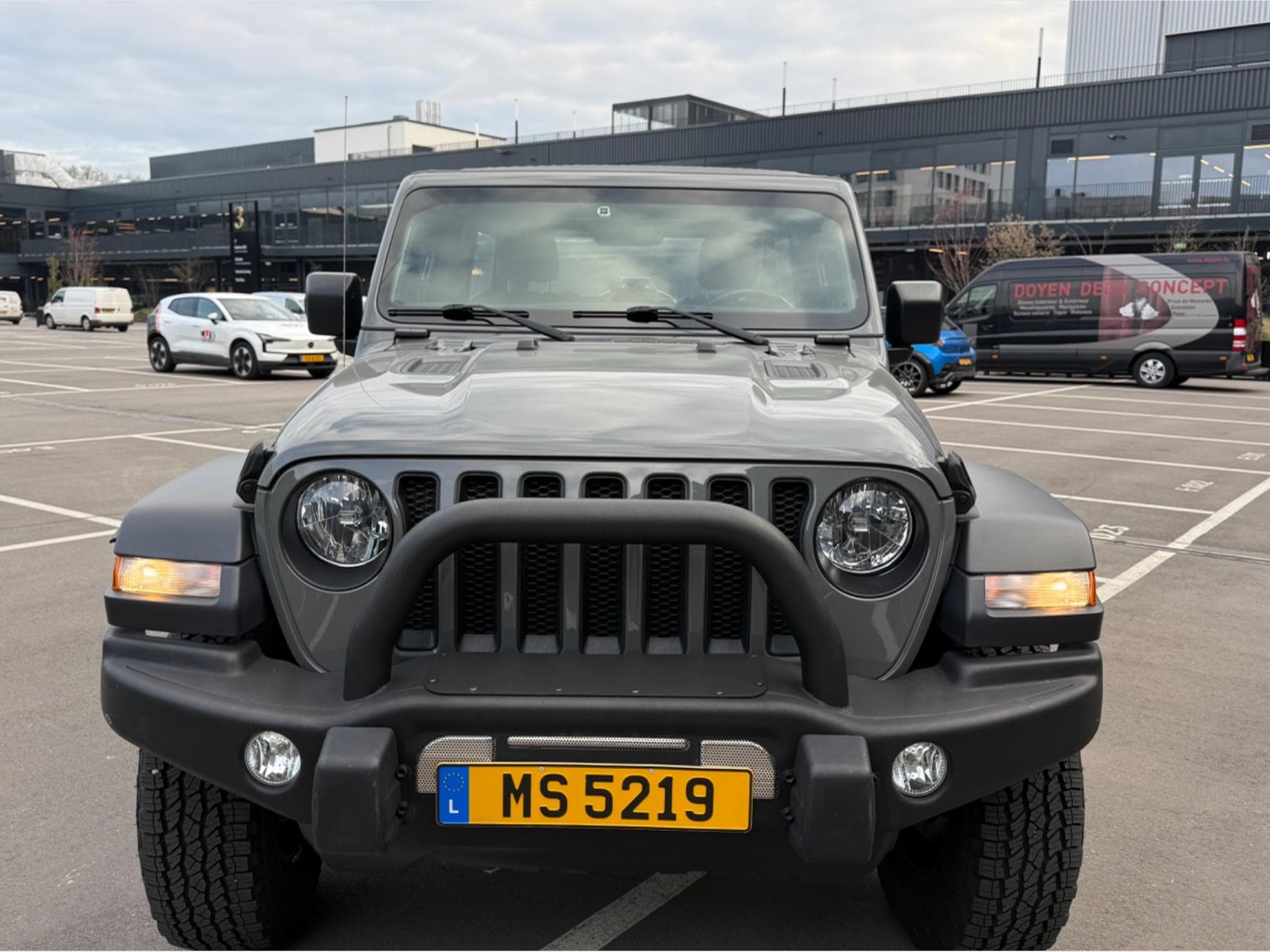 Jeep Wrangler Sport (2019) - Foto 6