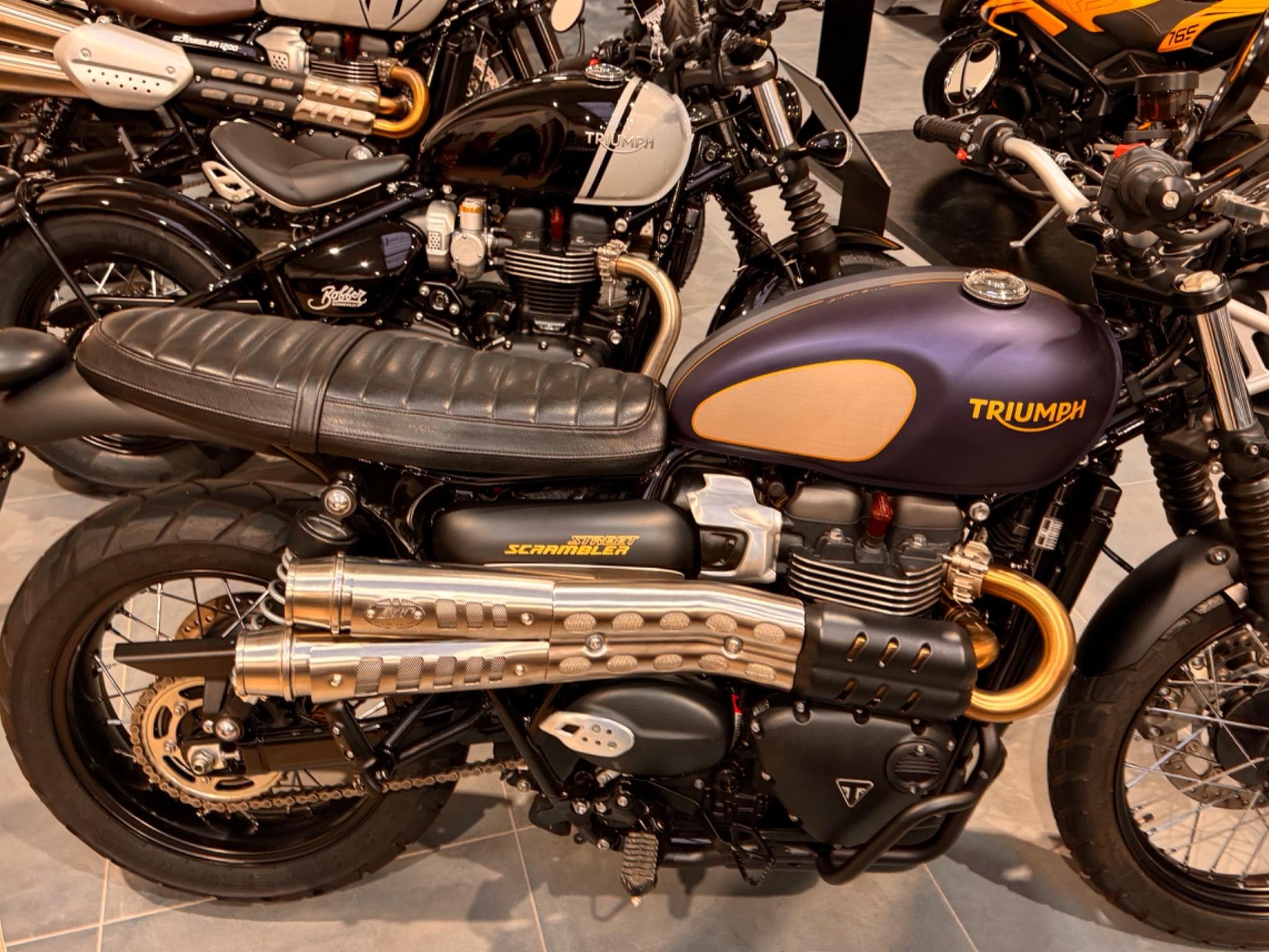 Triumph Scrambler Yellow Line (2022) - Photo 1