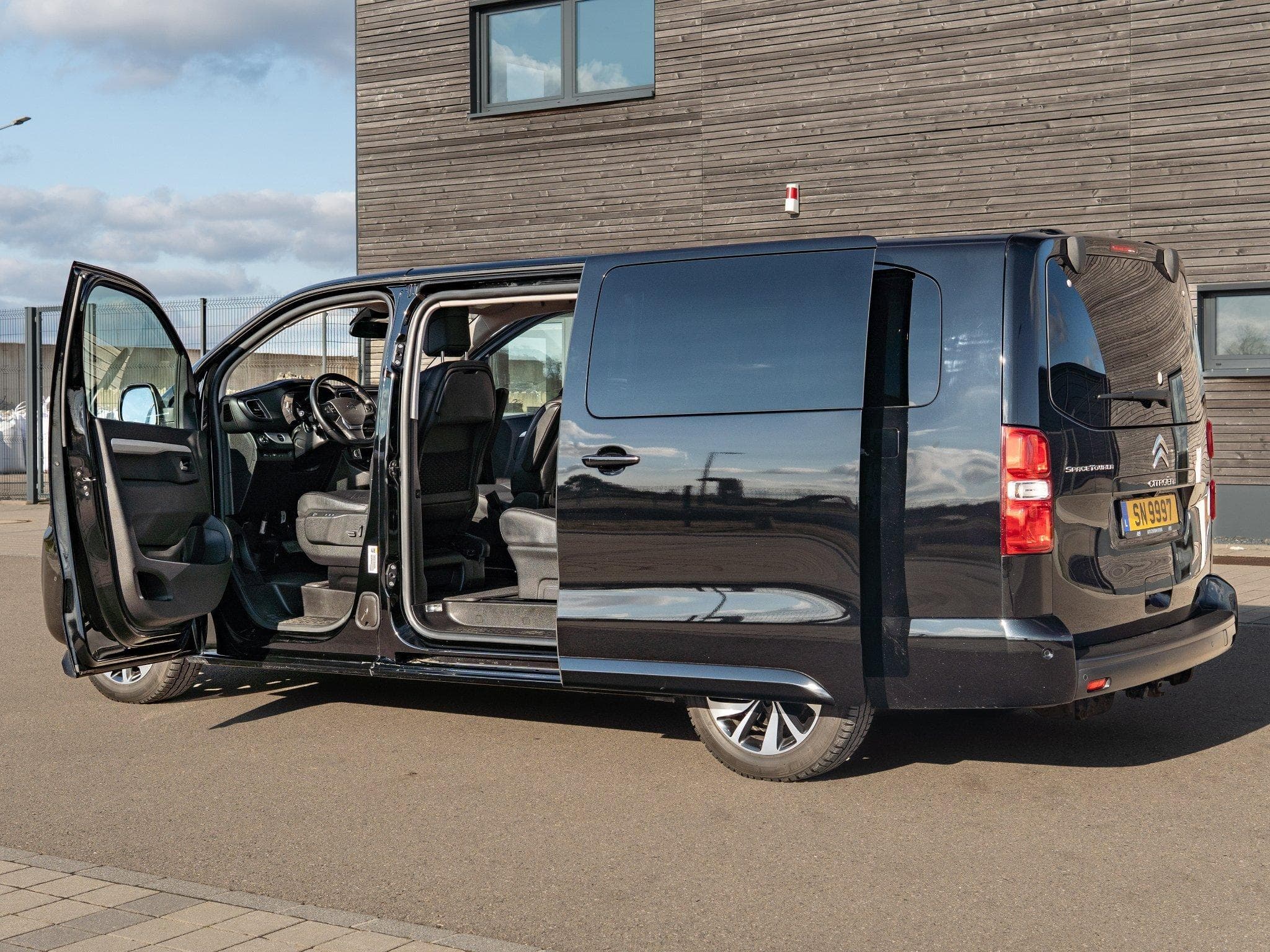 Citroën SpaceTourer 2.0 HDI AT8 L3 Business Lounge (2020) - Foto 6