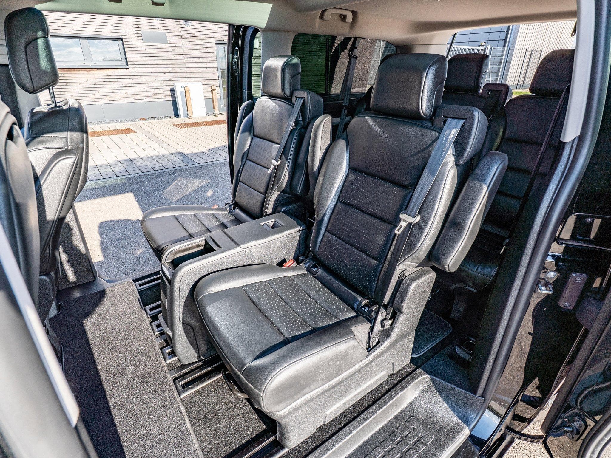 Citroën SpaceTourer 2.0 HDI AT8 L3 Business Lounge (2020) - Foto 10