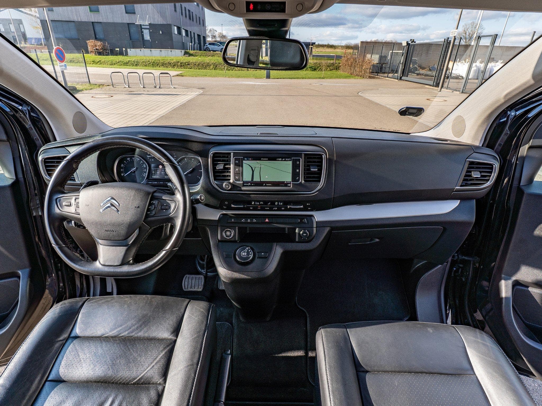 Citroën SpaceTourer 2.0 HDI AT8 L3 Business Lounge (2020) - Foto 13