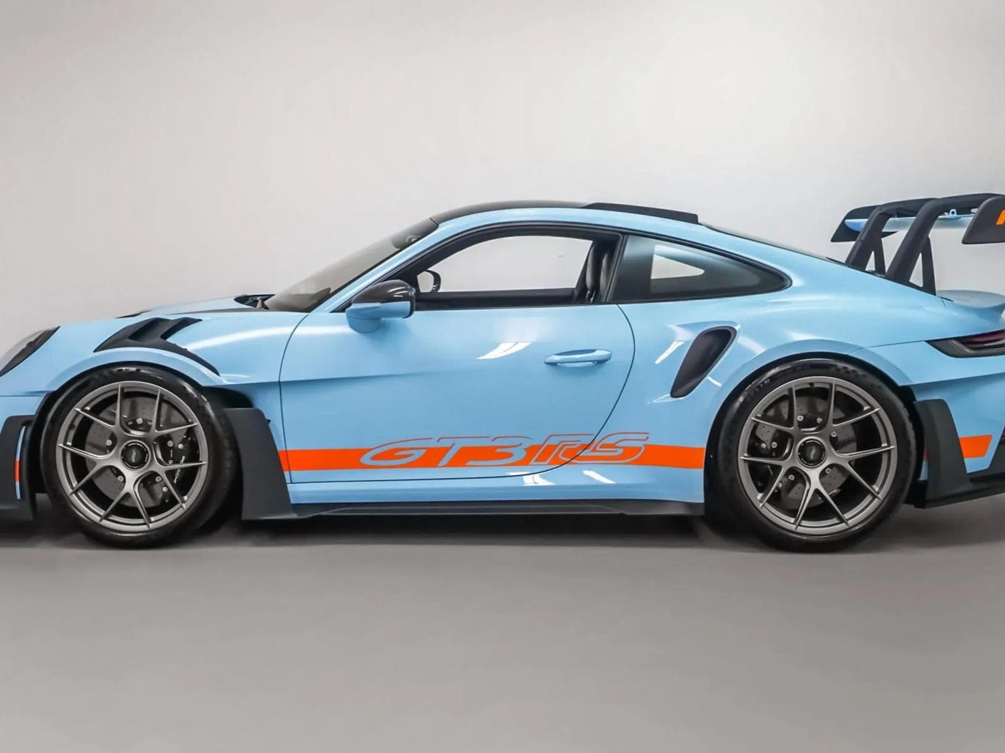 Porsche 911 GT3 RS Weissach PDK Coupe (2024) - Foto 2