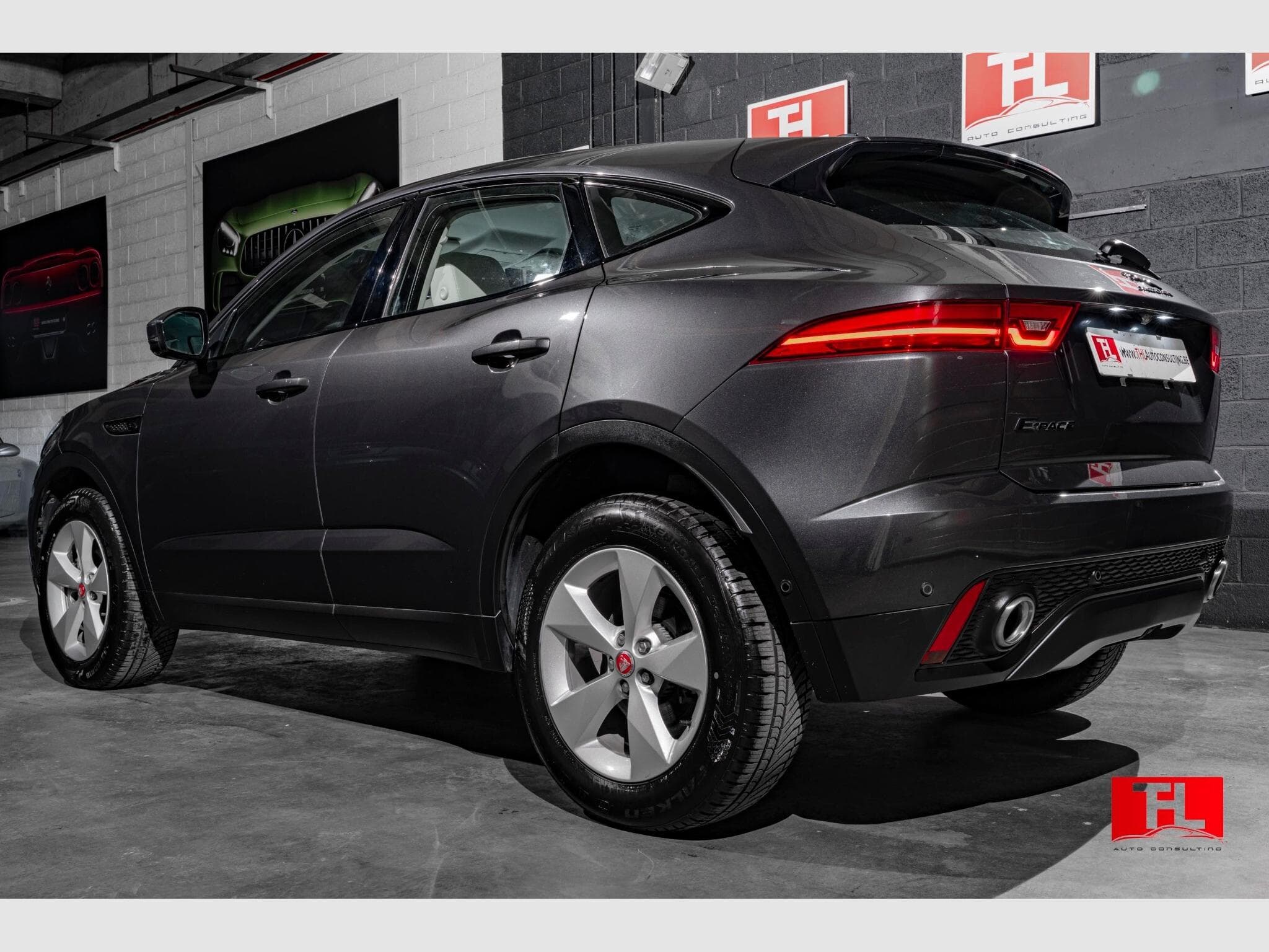 Jaguar E-Pace P200 S AWD Auto (2022) - Foto 3
