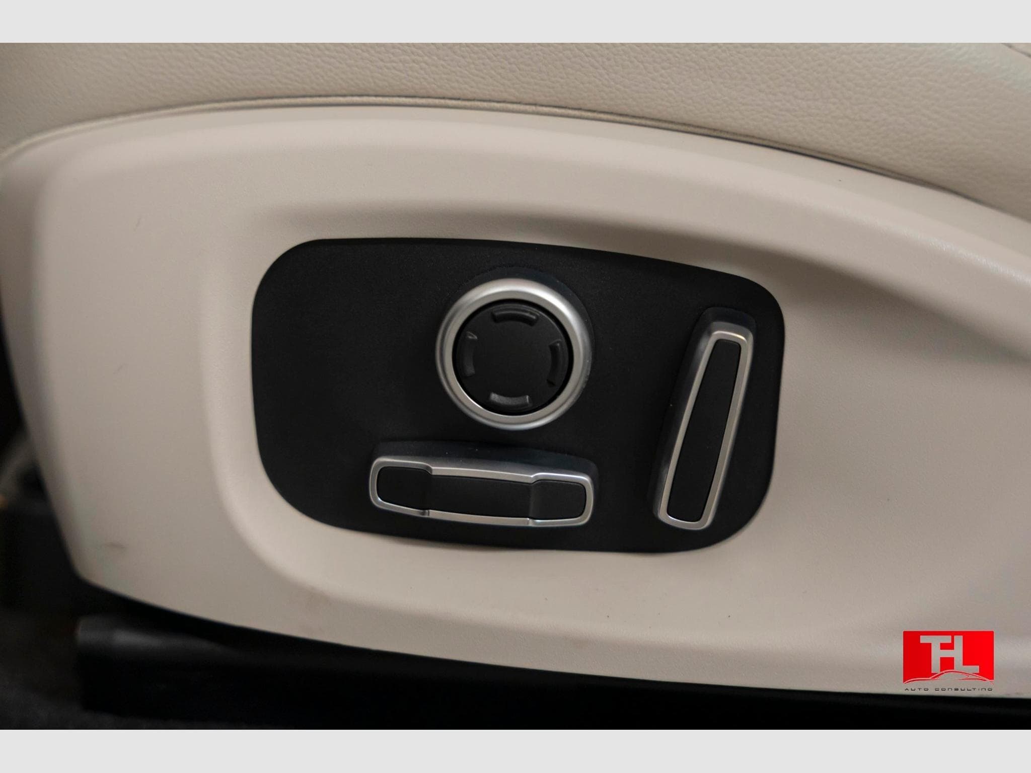 Jaguar E-Pace P200 S AWD Auto (2022) - Foto 9