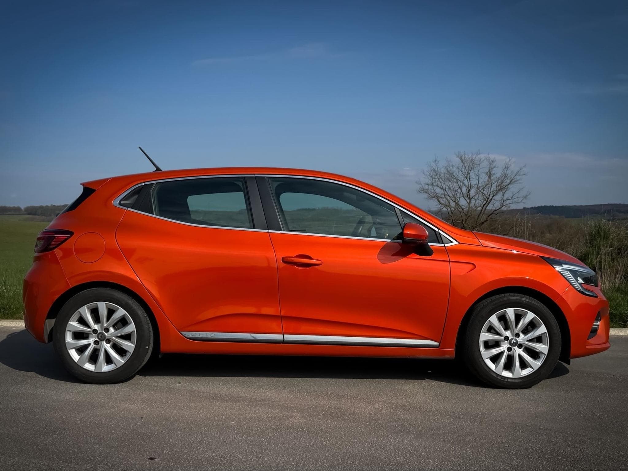 Renault Clio Intens dCi 115 (2020) - Foto 2
