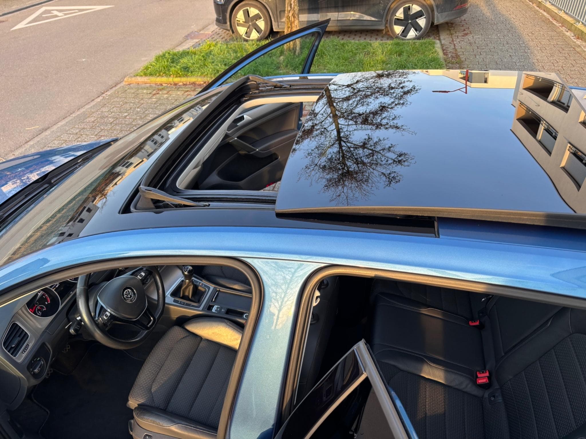 VW Golf Panorama, Sitzheizung, Bi-Xenon (2015) - Foto 4