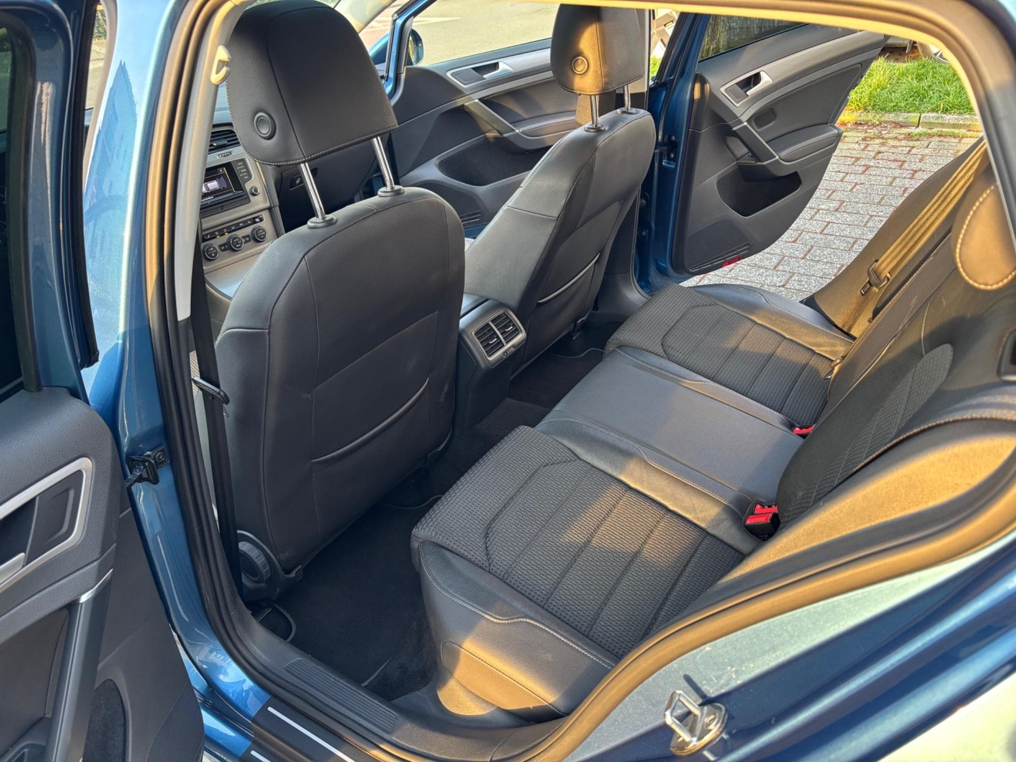 VW Golf Panorama, Sitzheizung, Bi-Xenon (2015) - Foto 7