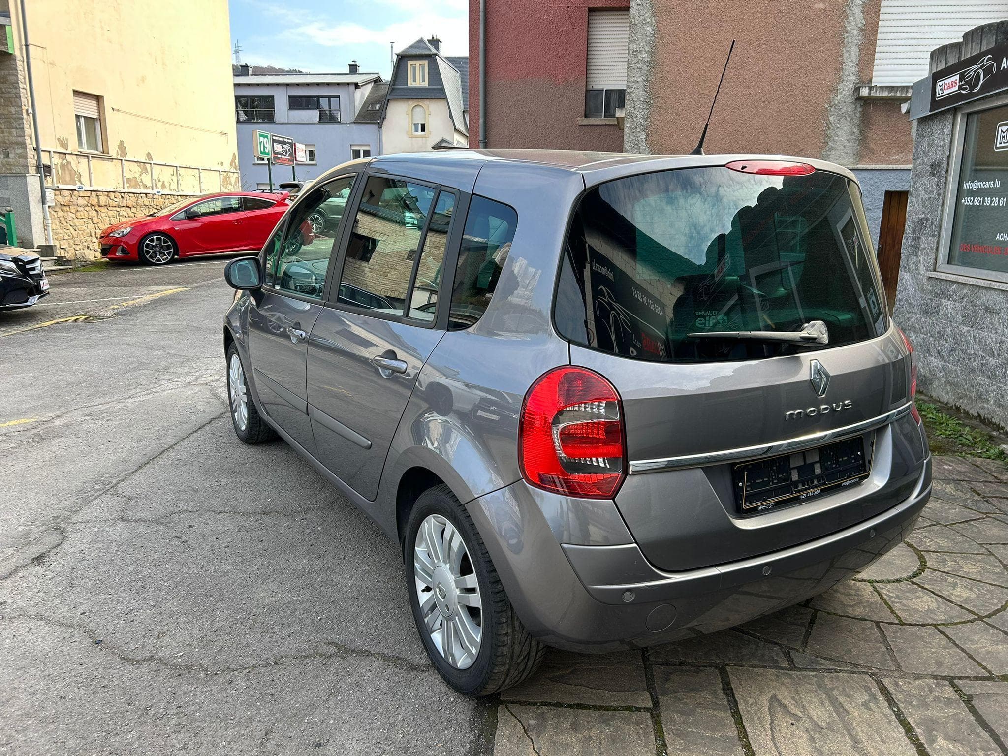 Renault Modus 1.6 essence Automatique 33.500km (2011) - Photo 4