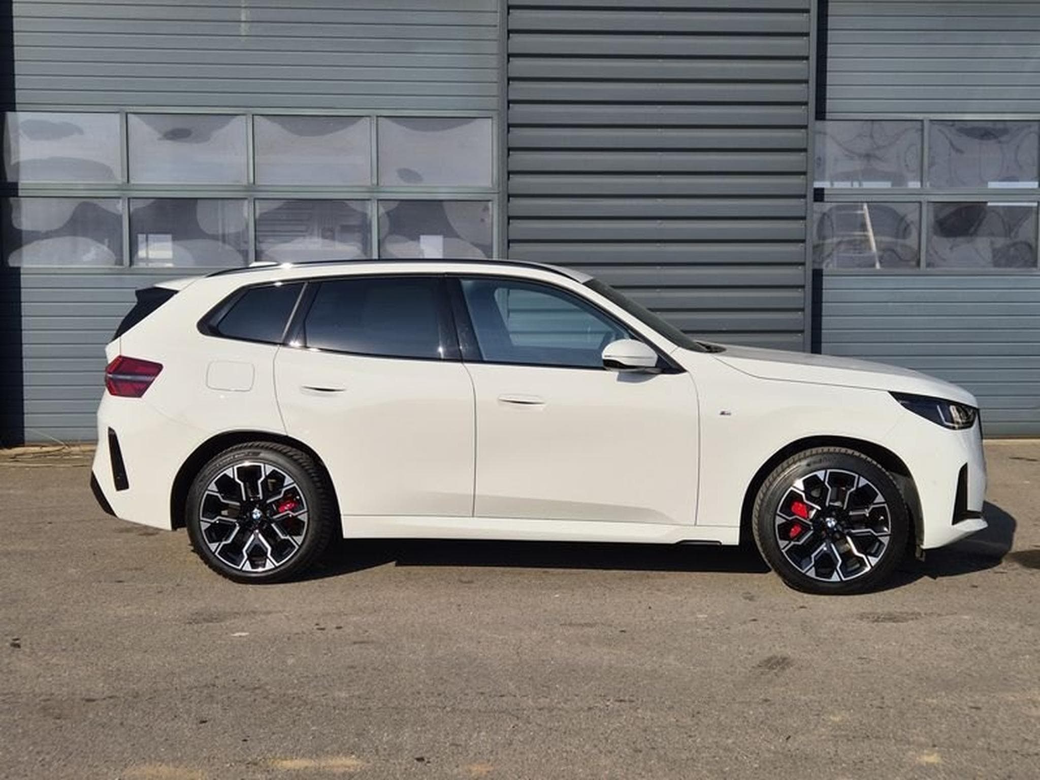 BMW X3 30e xDrive M Sport (2025) - Photo 2