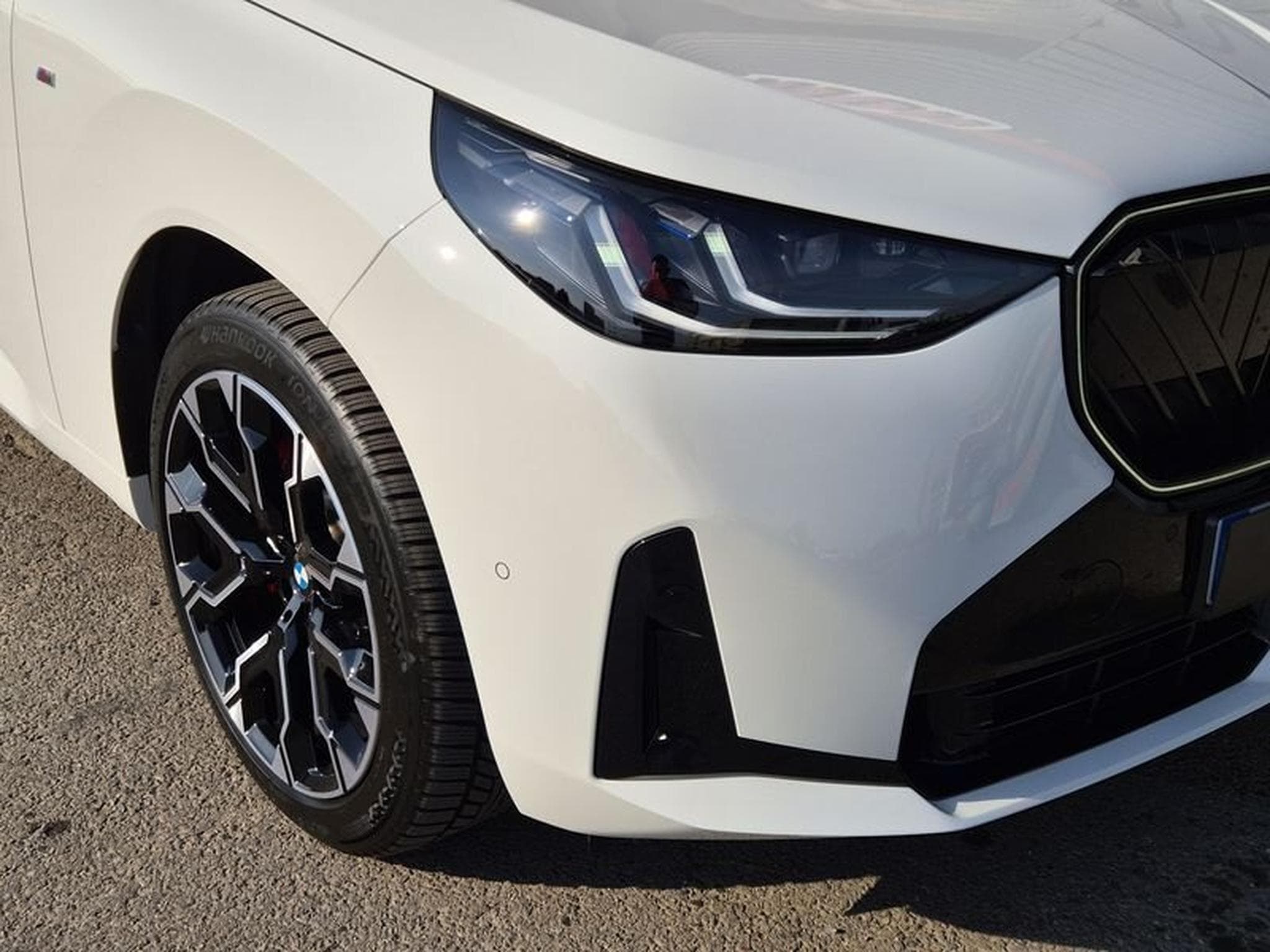 BMW X3 30e xDrive M Sport (2025) - Photo 8