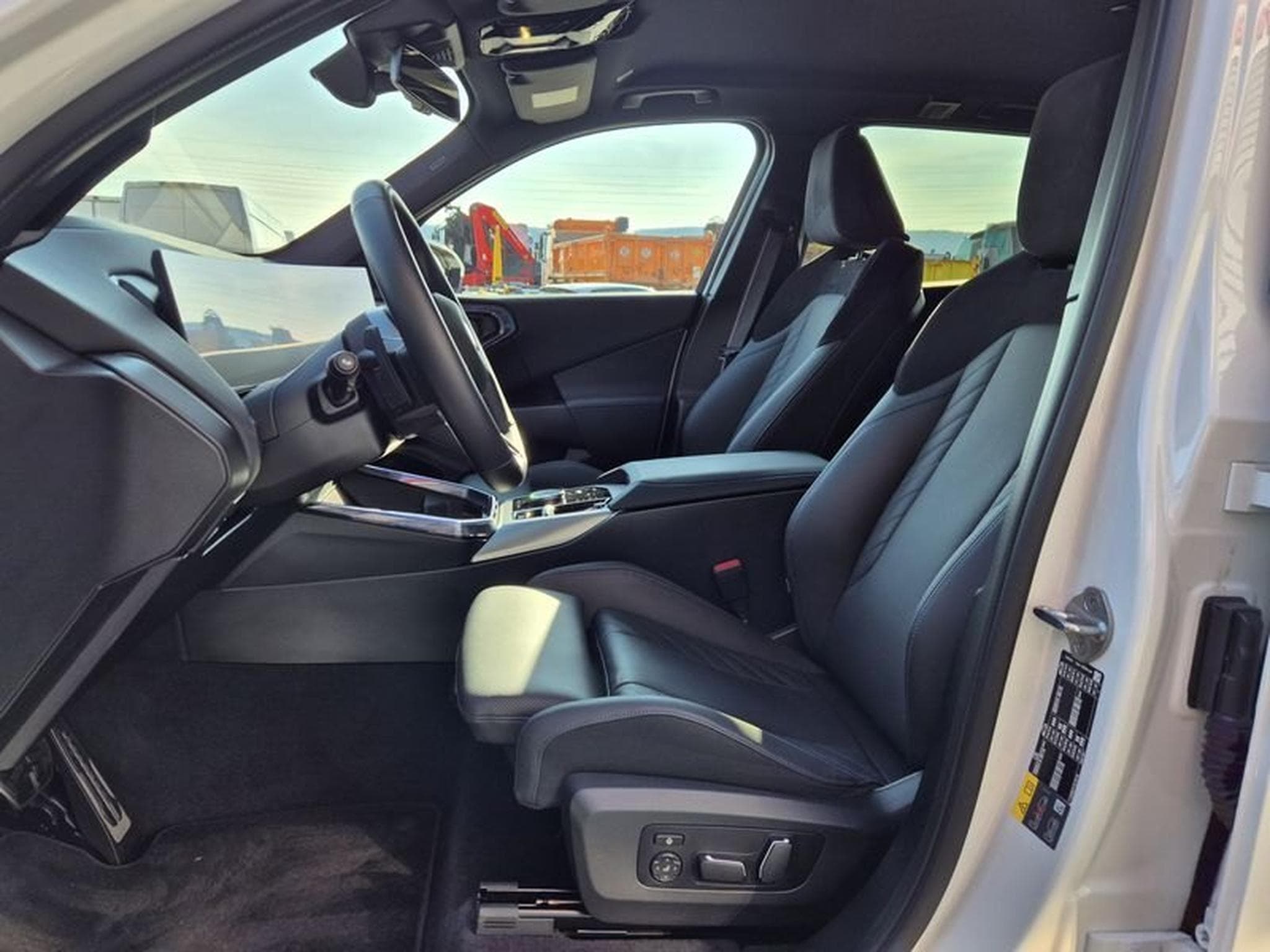 BMW X3 30e xDrive M Sport (2025) - Photo 14