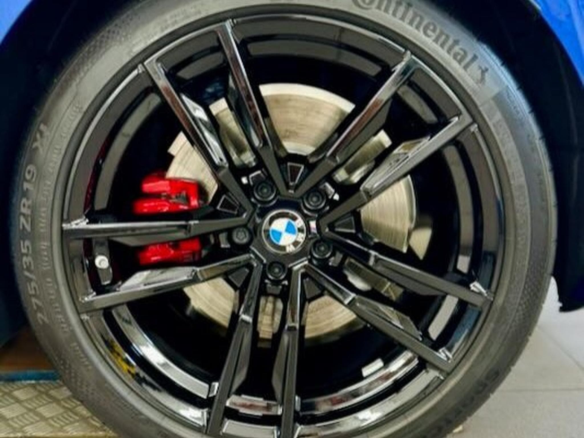 BMW Z4M M40i (2024) - Photo 2