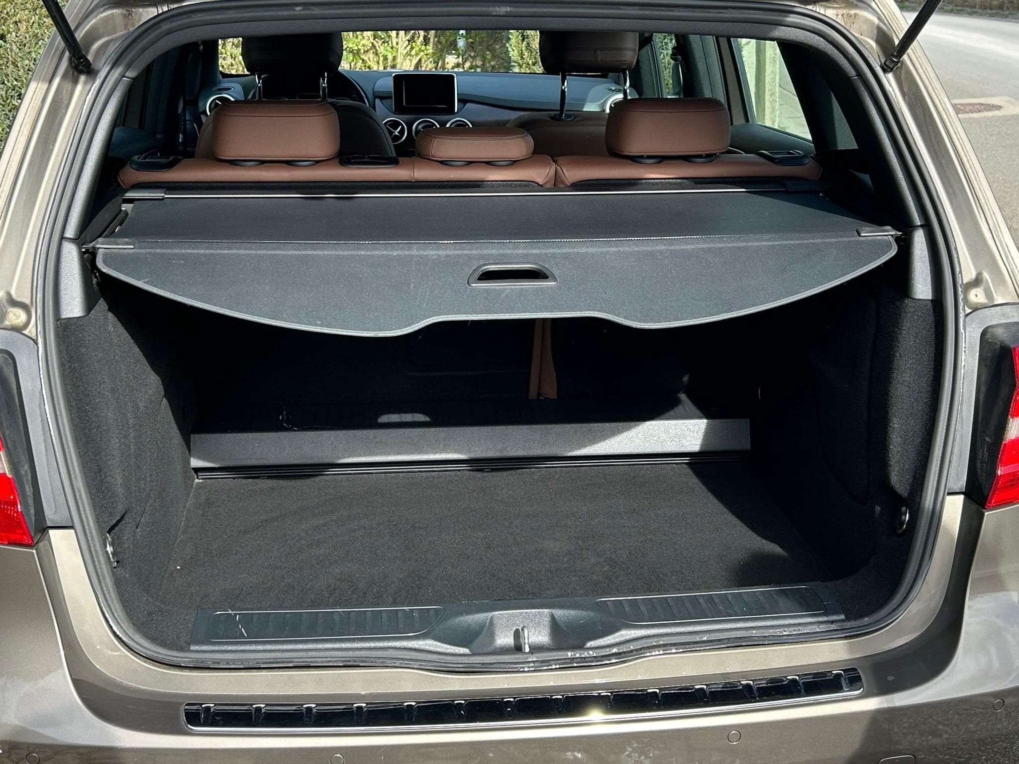 Mercedes B 180 CDI (2014) - Photo 8