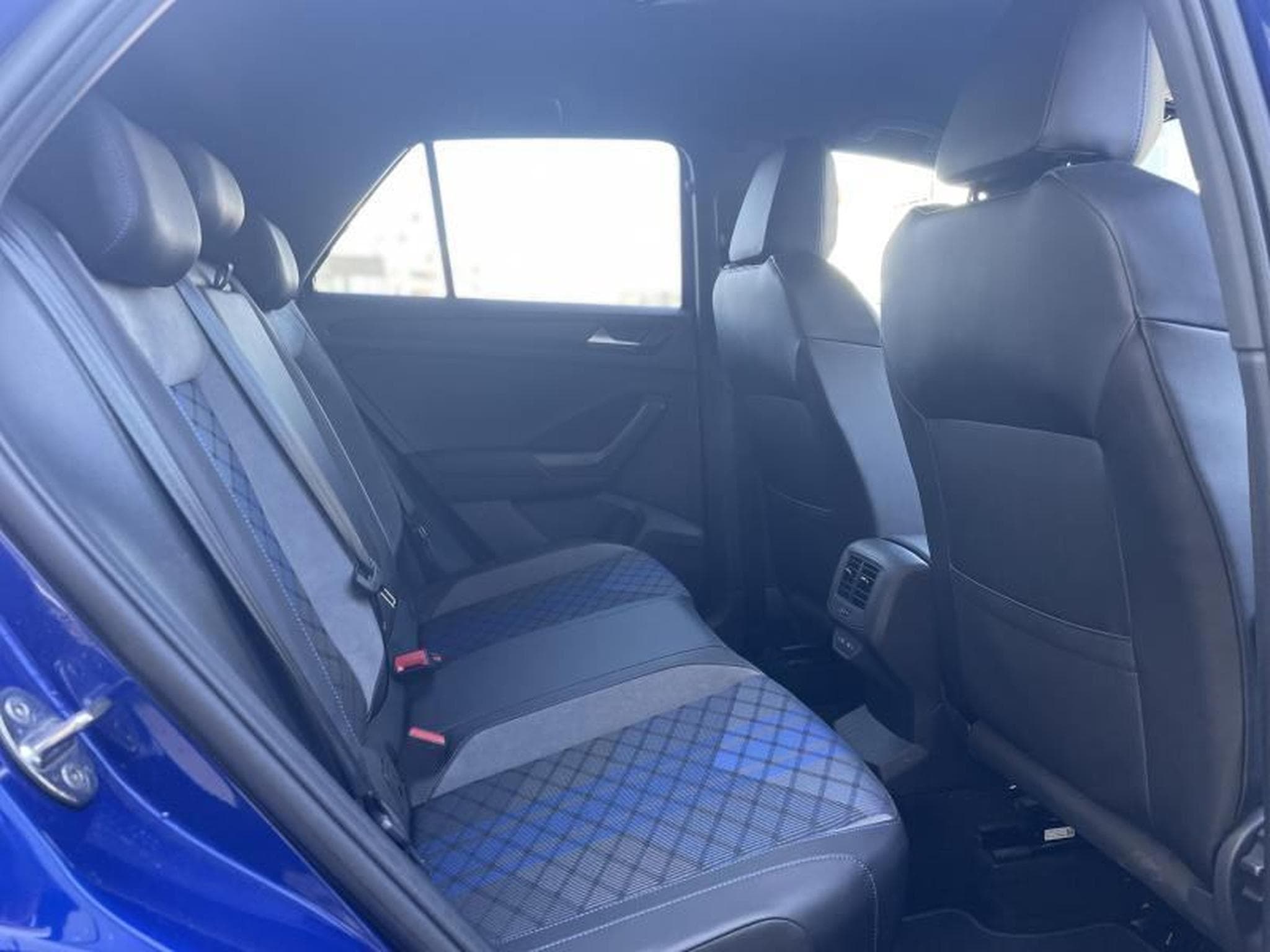 VW T-Roc 2.0 TSI R 4Motion DSG Akrapovic (2022) - Foto 5