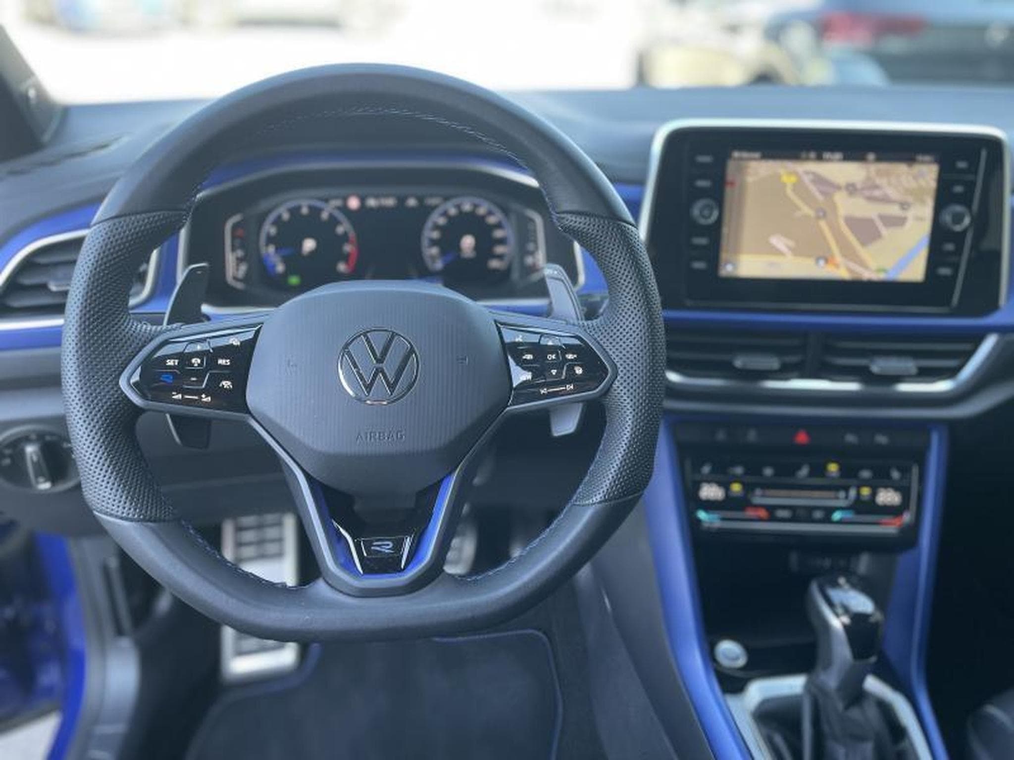 VW T-Roc 2.0 TSI R 4Motion DSG Akrapovic (2022) - Foto 8