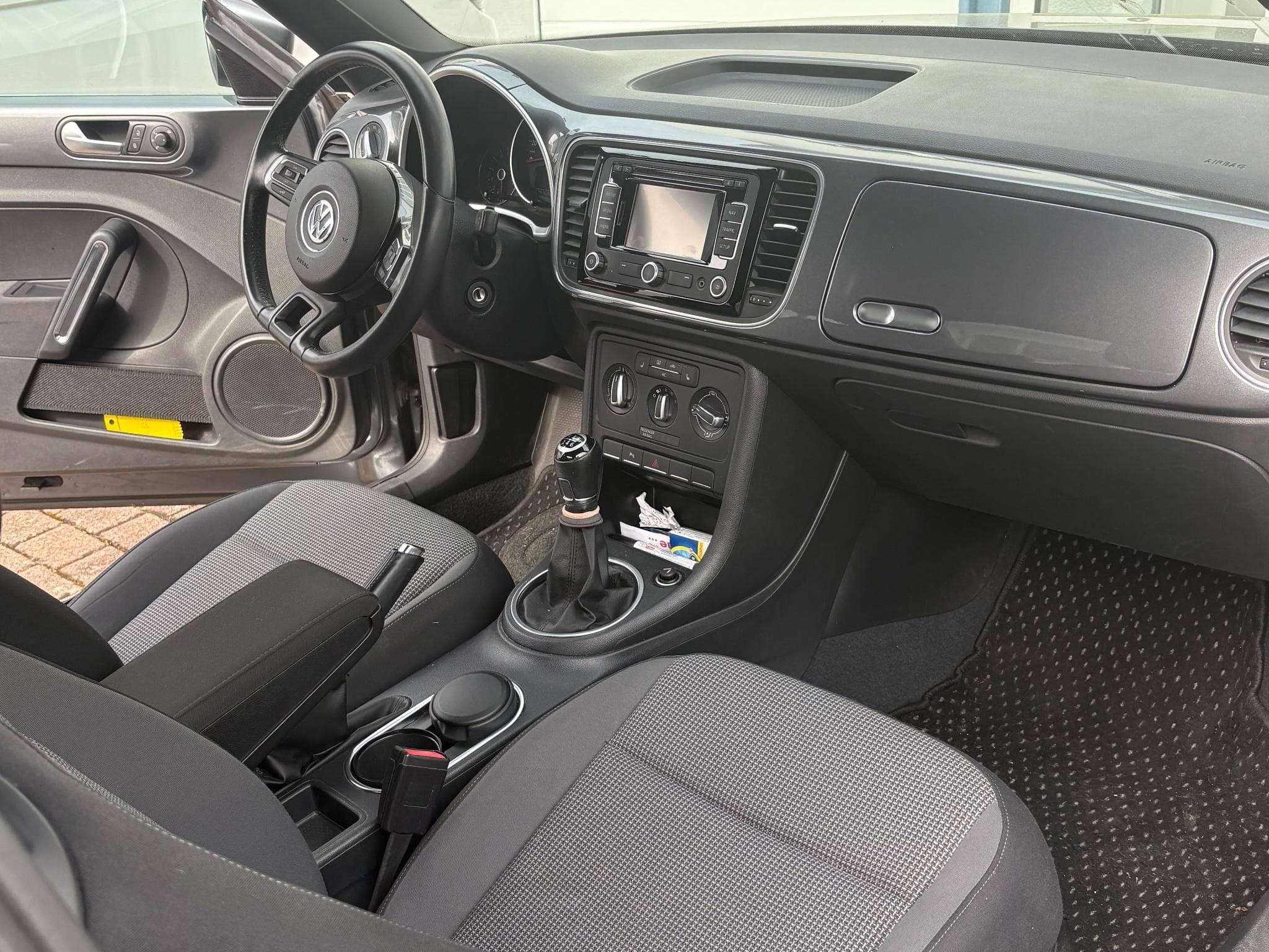 VW Beetle (2013) - Photo 4