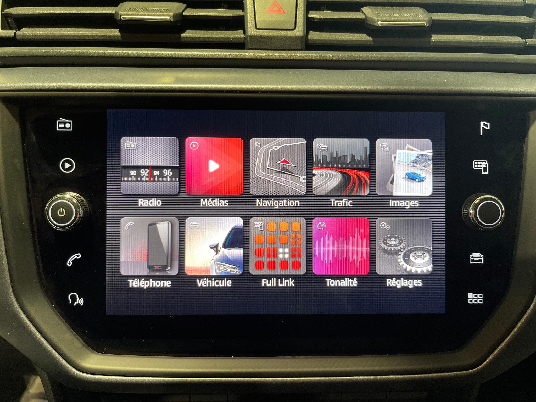 Seat Arona 1.0 TSI Move DSG (2020) - Photo 18