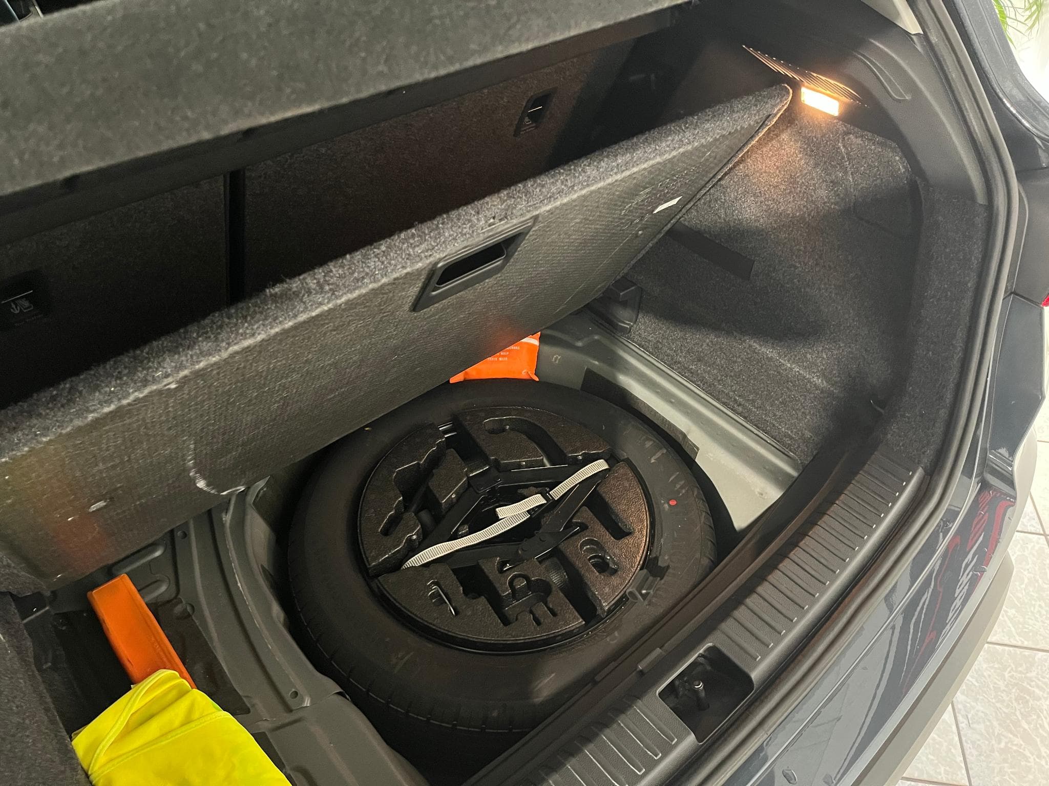 Seat Arona 1.0 TSI Move DSG (2020) - Photo 24