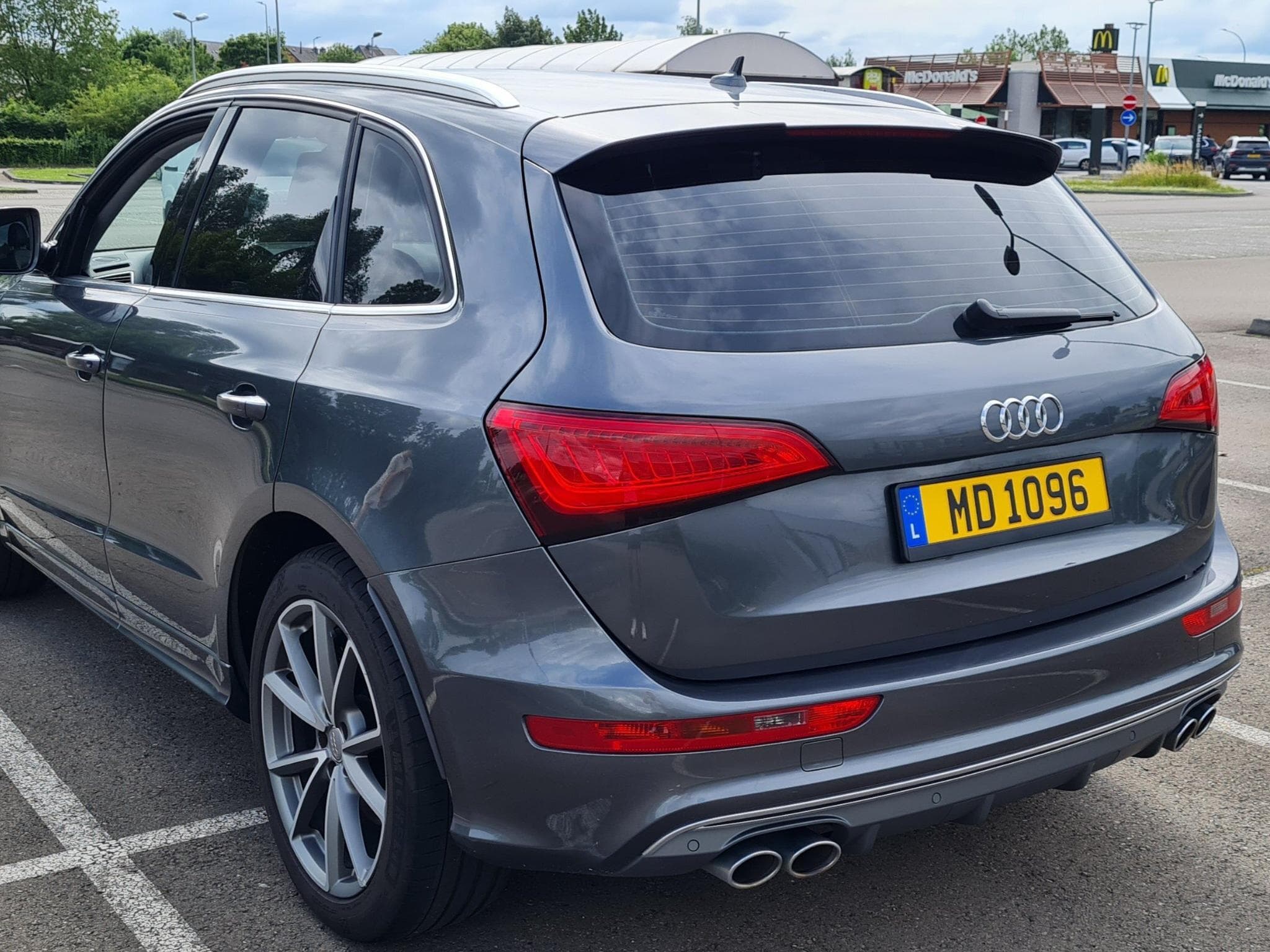 Audi SQ5 3.0 TDI Competition 240kW (326PS) quattro (2016) - Foto 4