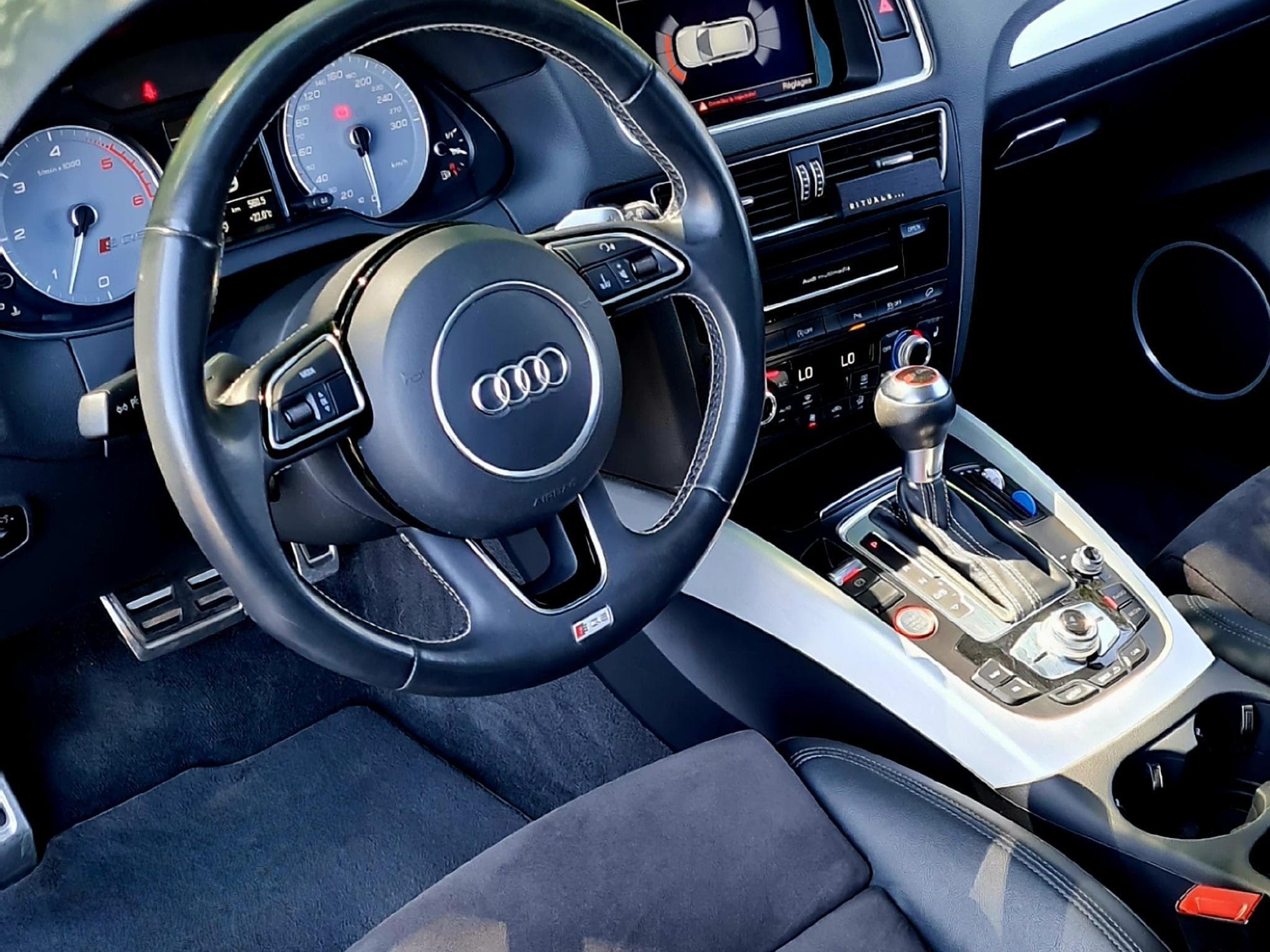 Audi SQ5 3.0 TDI Competition 240kW (326PS) quattro (2016) - Foto 9