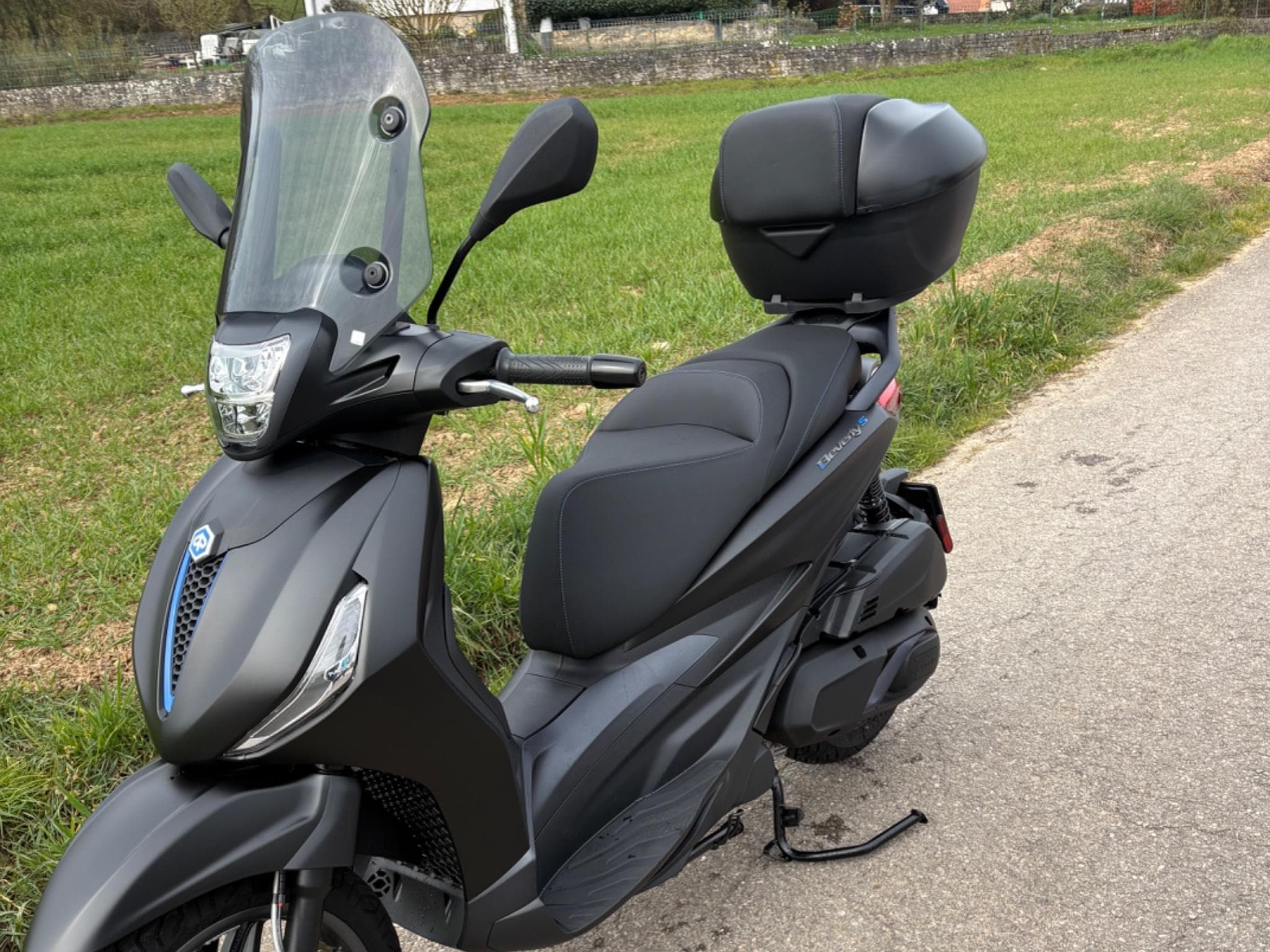 Piaggio Beverly 400S (2025) - Photo 2