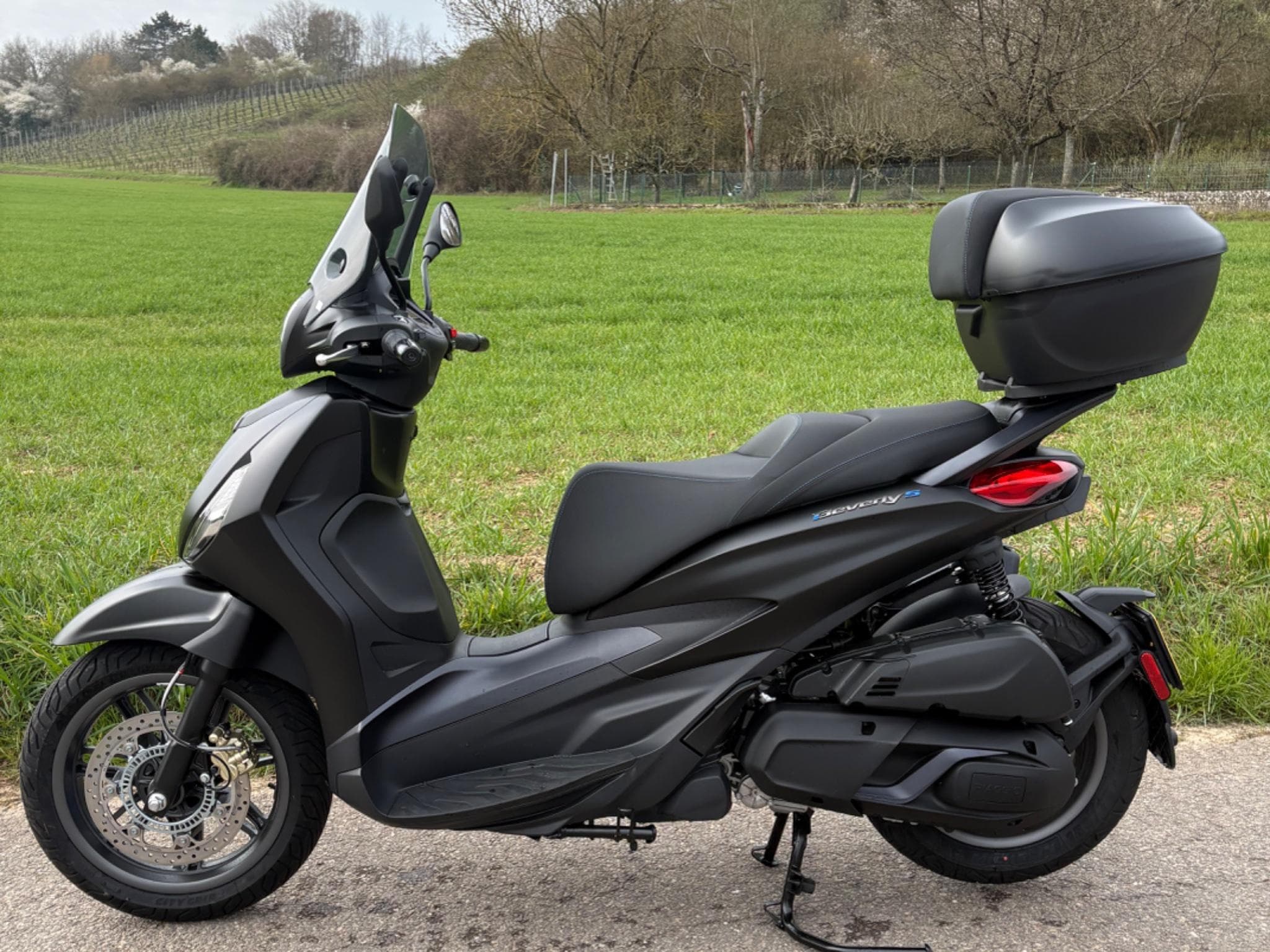 Piaggio Beverly 400S (2025) - Photo 1