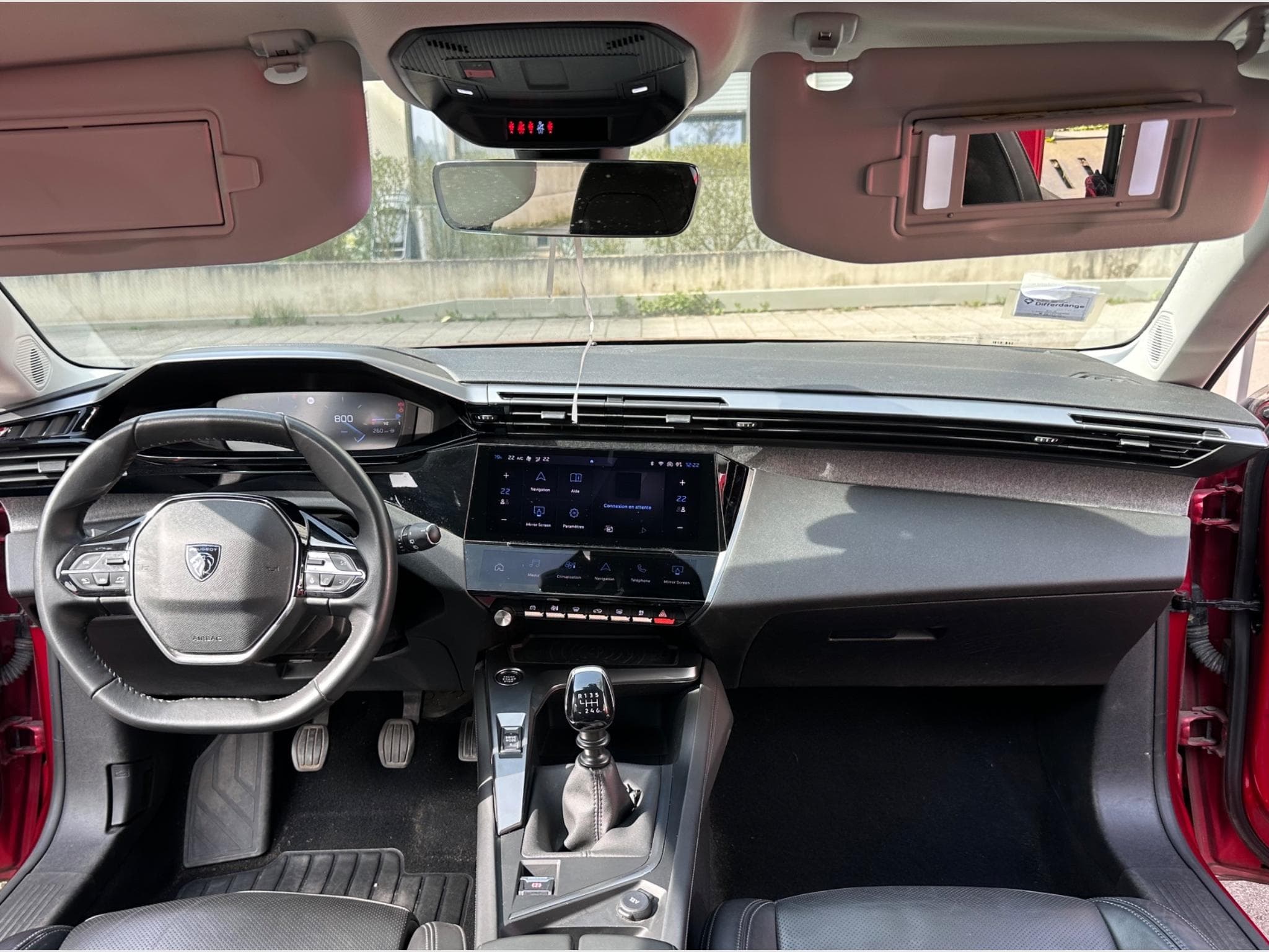 Peugeot 308 (2022) - Photo 11