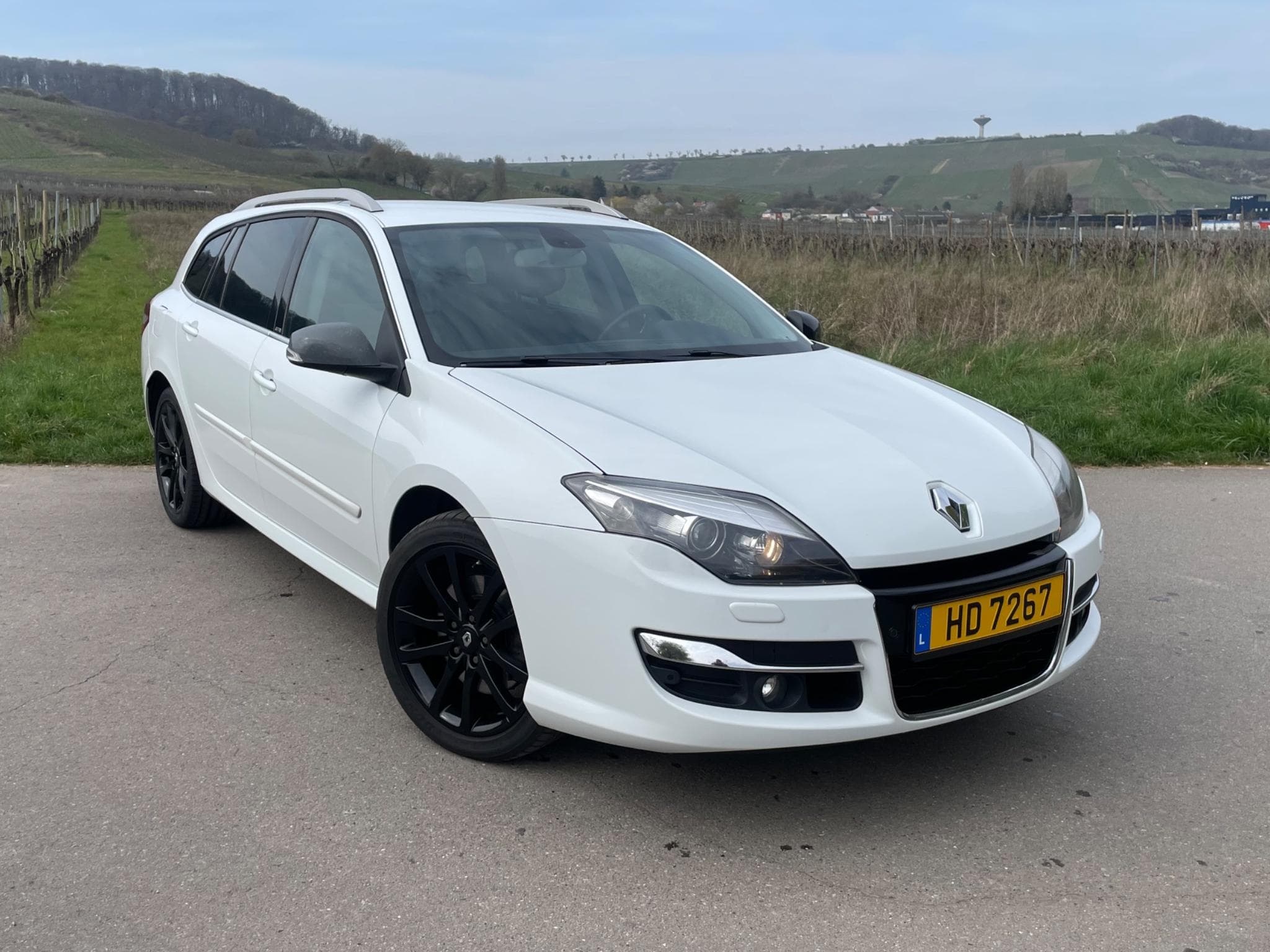 Renault Laguna (2013) - Photo 1