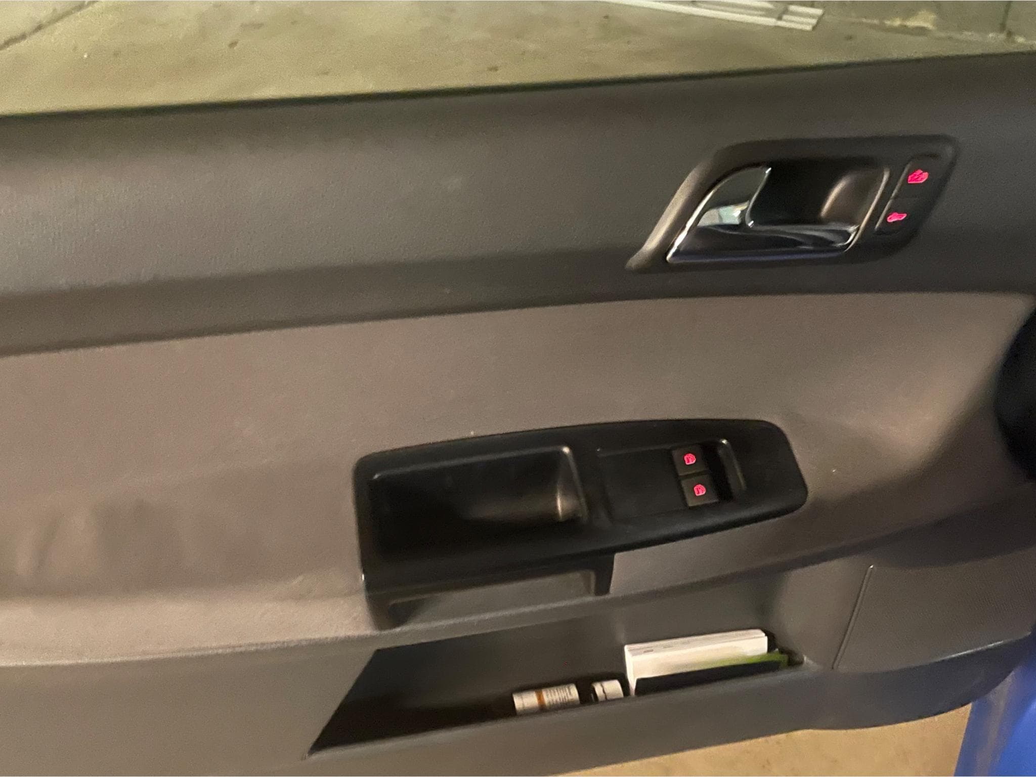 VW Polo 1.2 essence (2008) - Photo 5